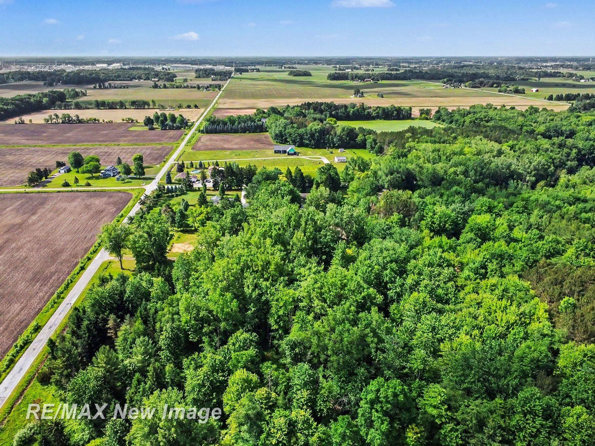 4093 Pruess Road, Freeland, MI 48623 — Photo 46