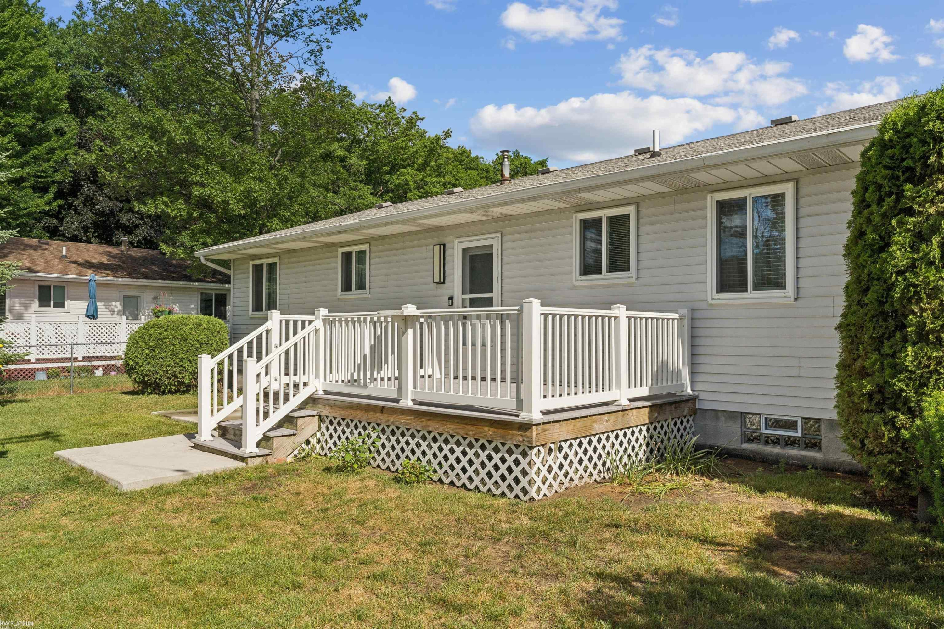 1444 Old Squire Lane, Port Huron, MI 48060 — Photo 20