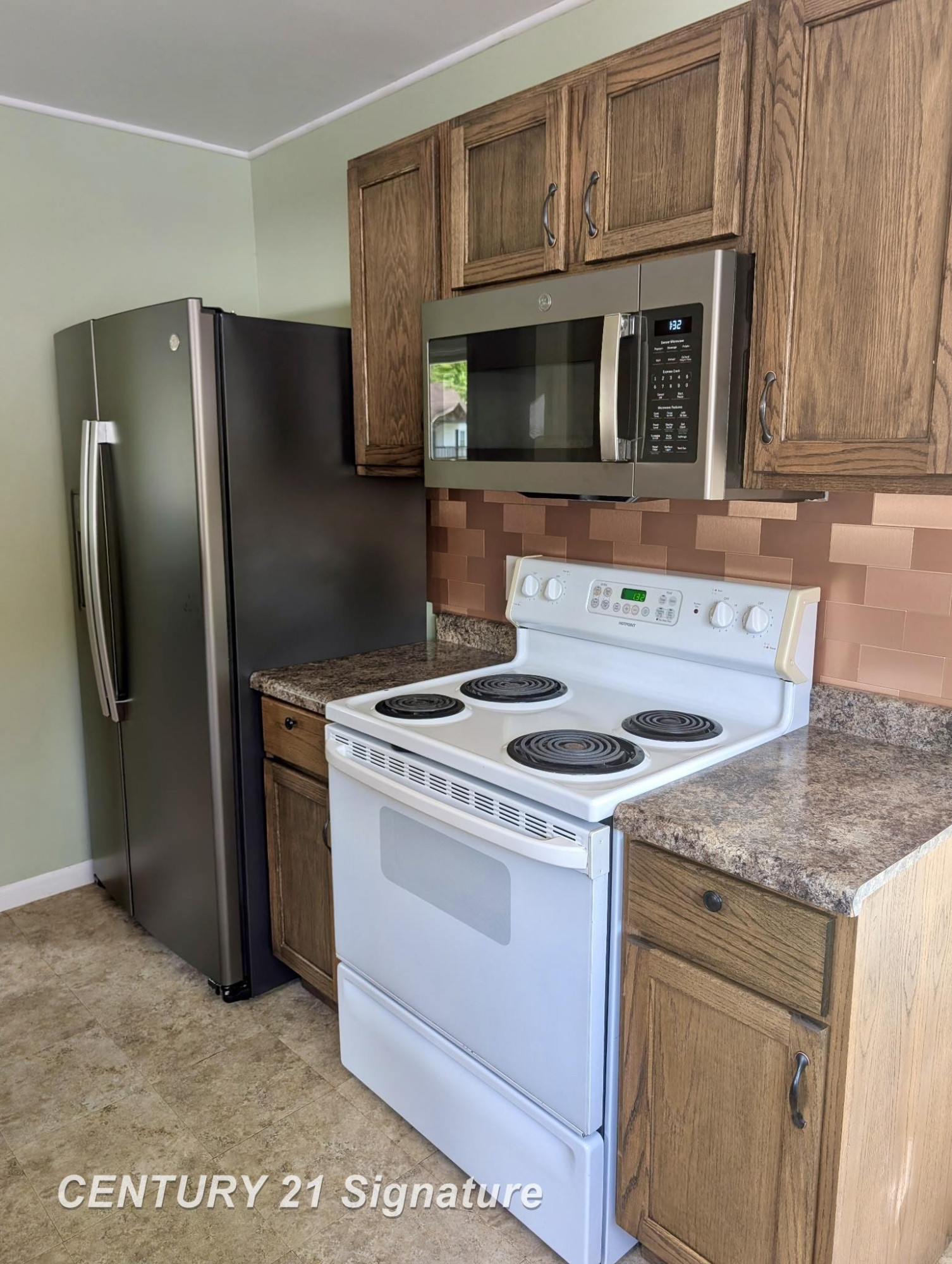 771 S Frost Drive, Saginaw, MI 48638 — Photo 8