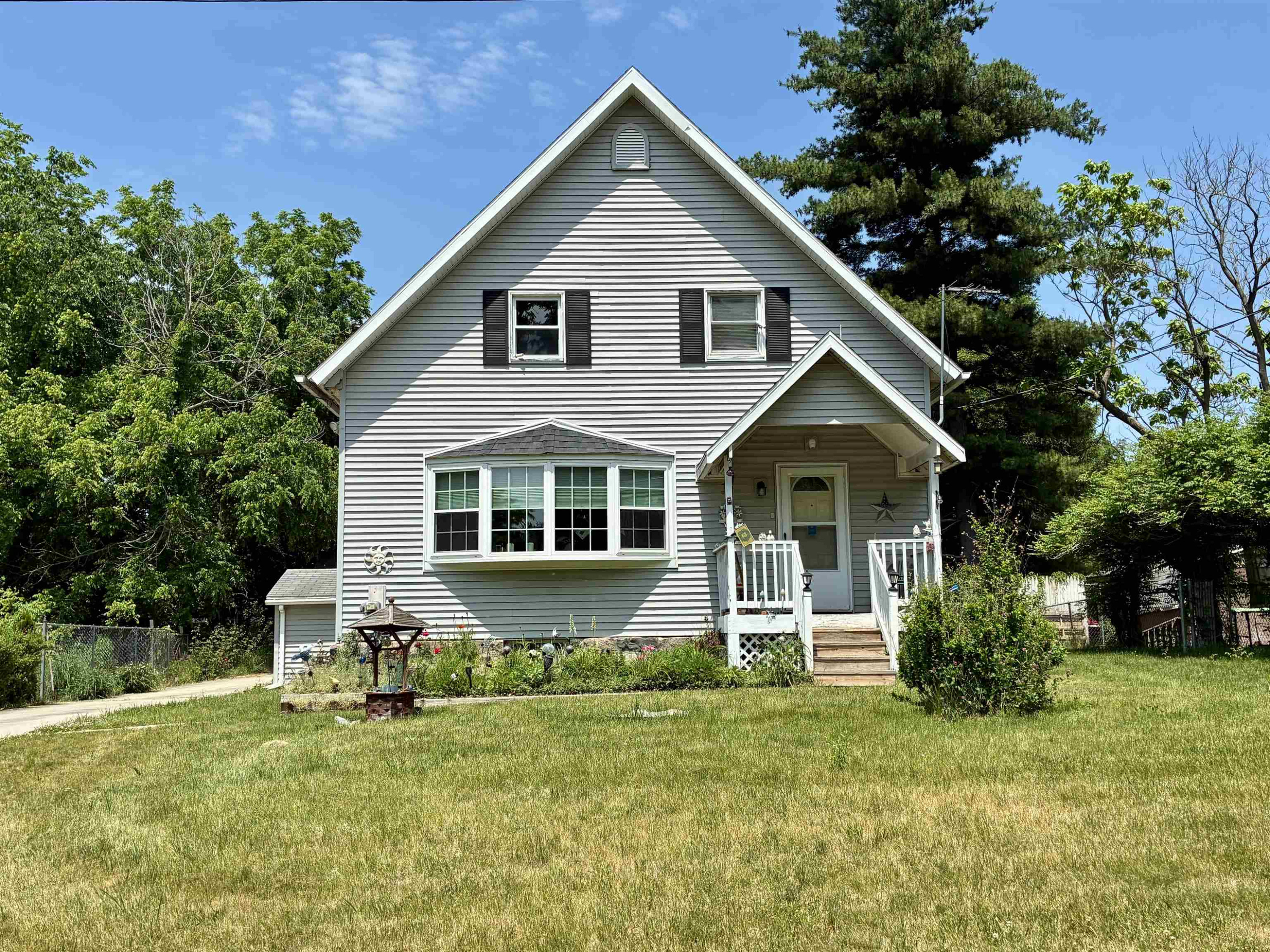 7100 Lynn Street, Perry, MI 48872