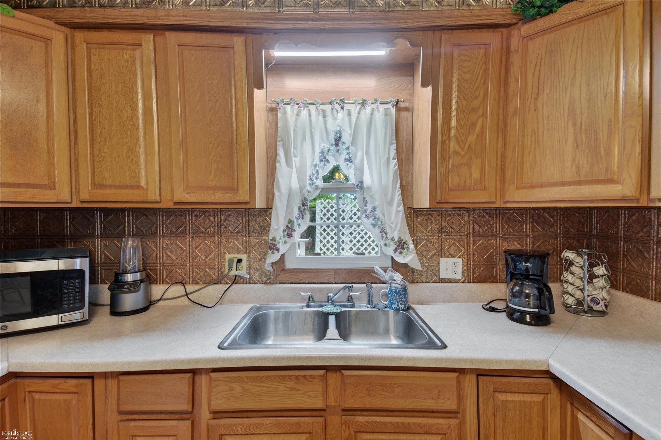 211 MARQUETTE Street, Durand, MI 48429 — Photo 3