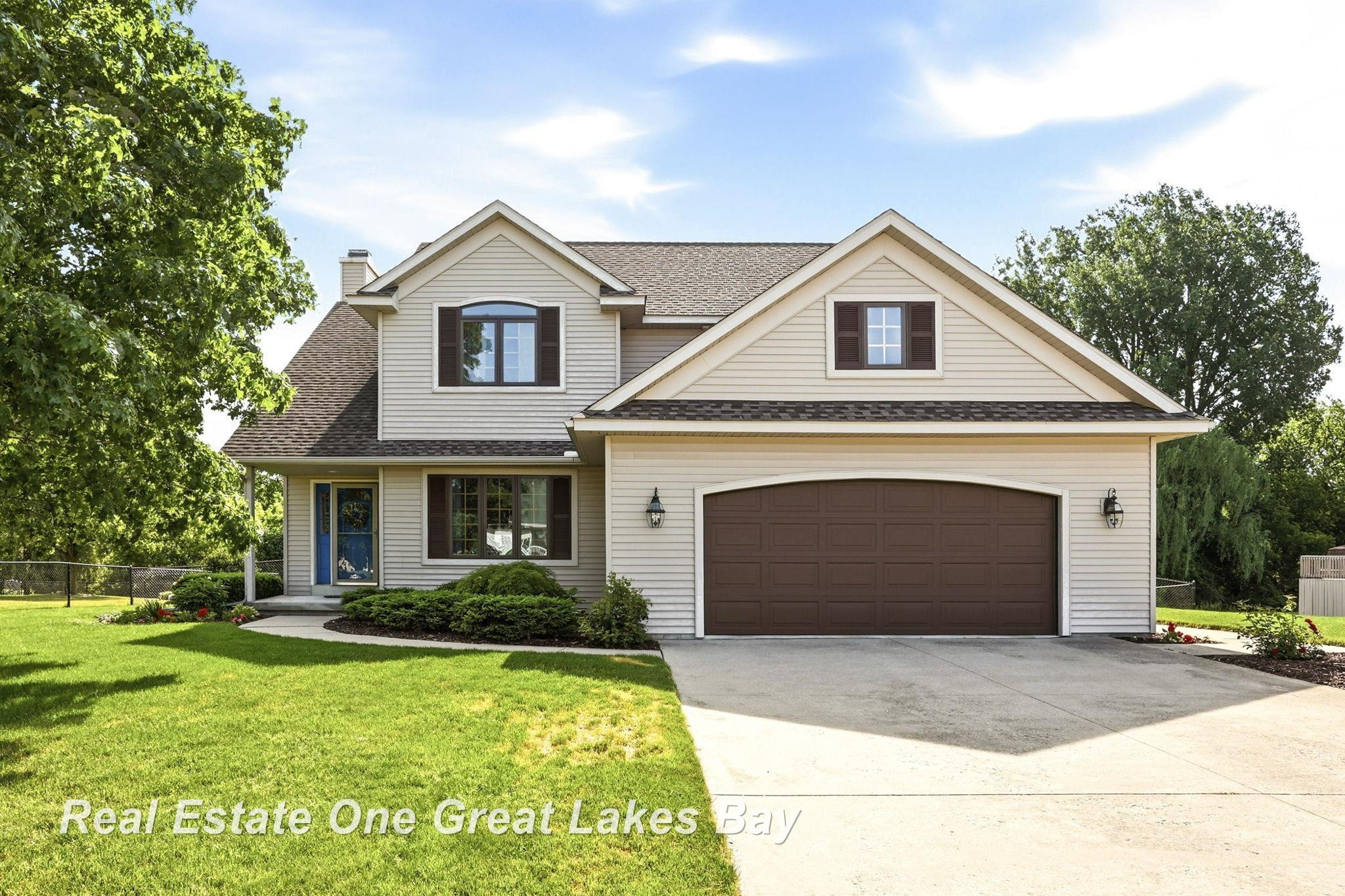 5375 Jillian Drive, Bay City, MI 48706