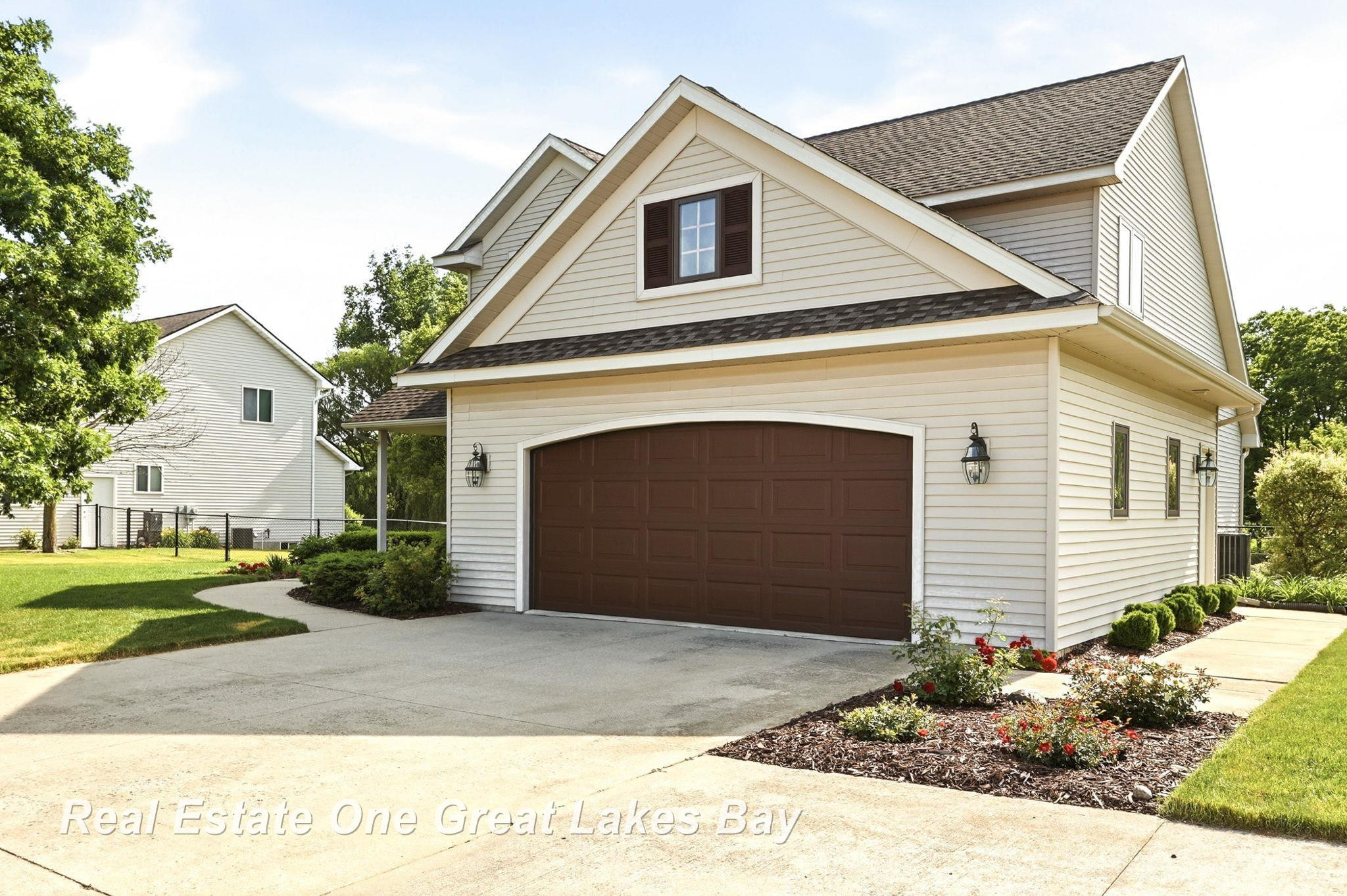 5375 Jillian Drive, Bay City, MI 48706 — Photo 42