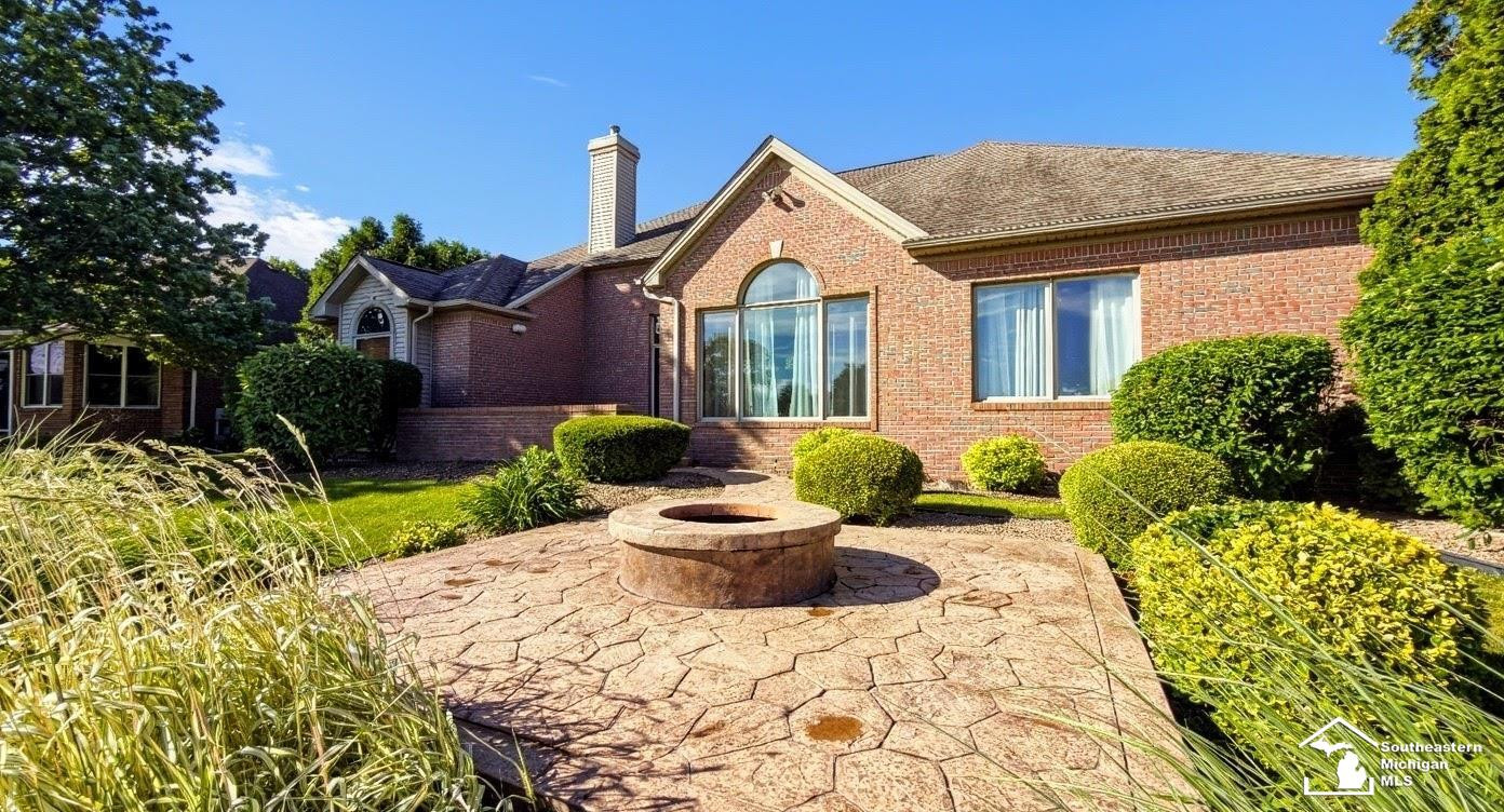 1009 Regents Park Drive, Monroe, MI 48161 — Photo 7