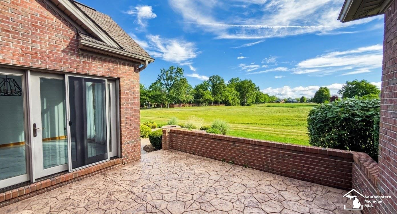 1009 Regents Park Drive, Monroe, MI 48161 — Photo 10