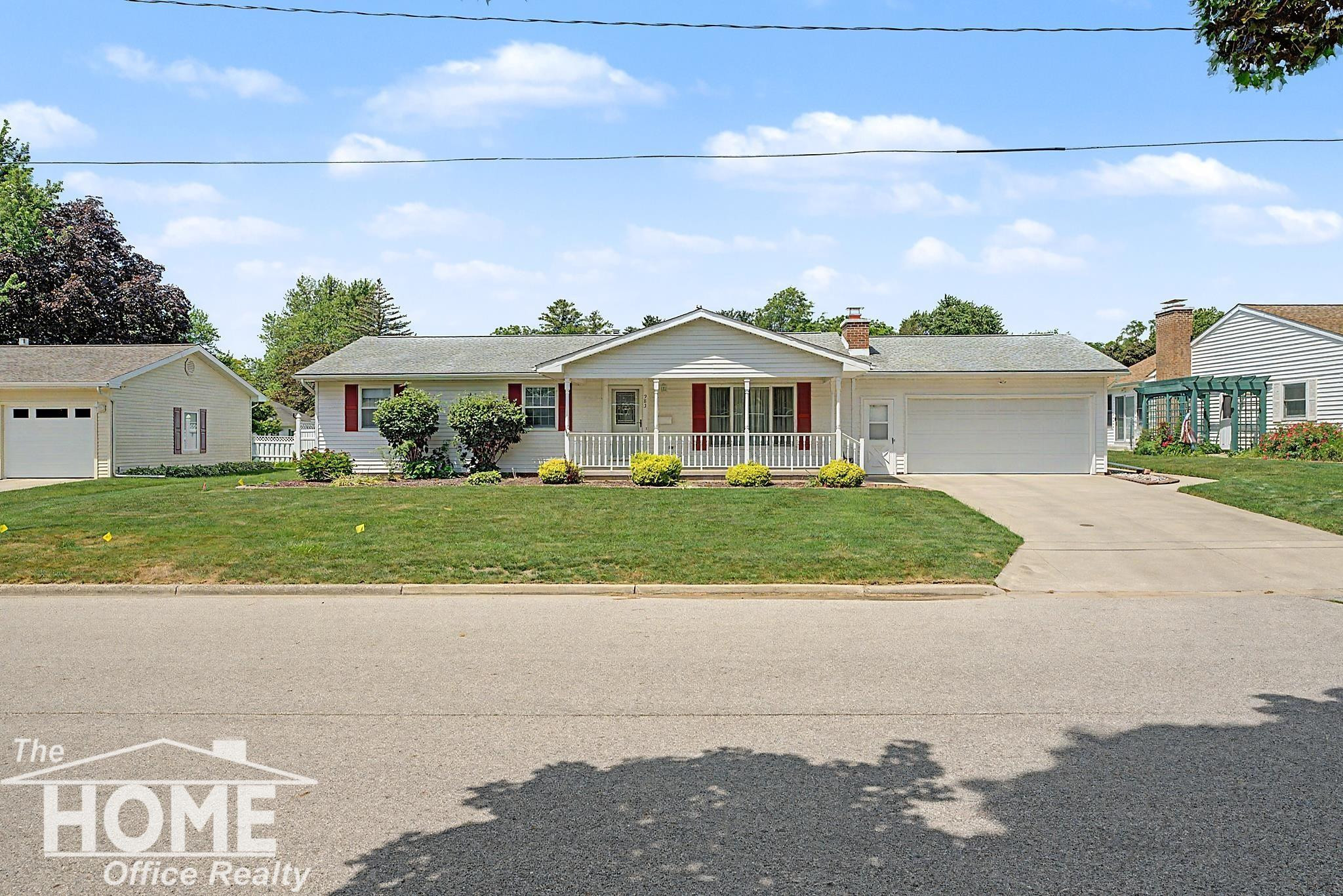 983 Krust Drive, Owosso, MI 48867