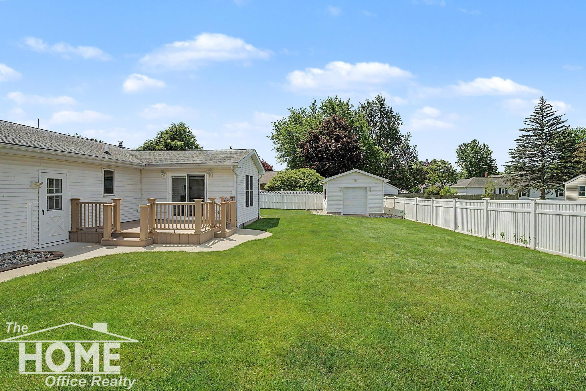983 Krust Drive, Owosso, MI 48867 — Photo 3