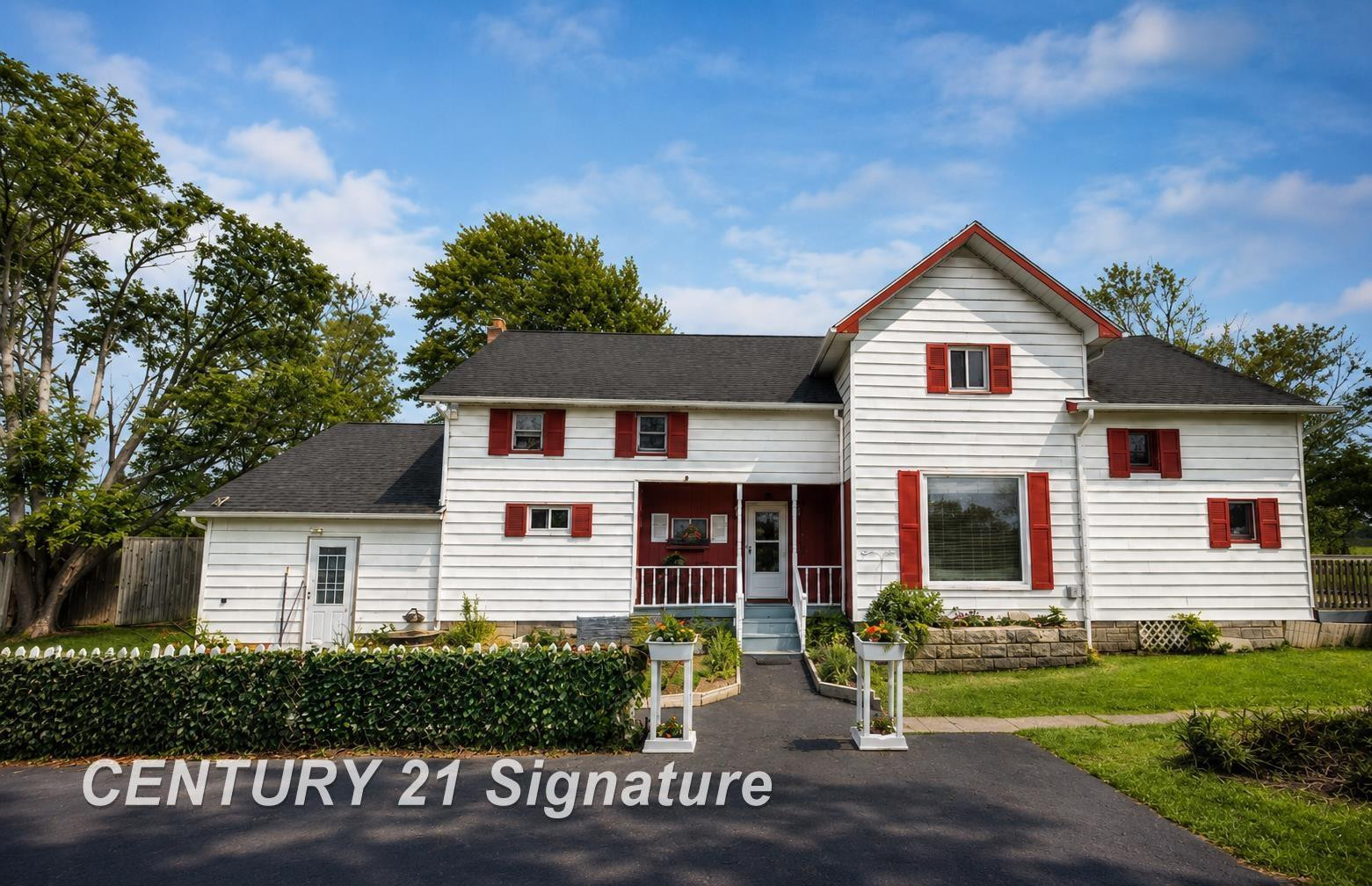 970 CASS AVENUE ROAD Road, Bay City, MI 48708 — front exterior