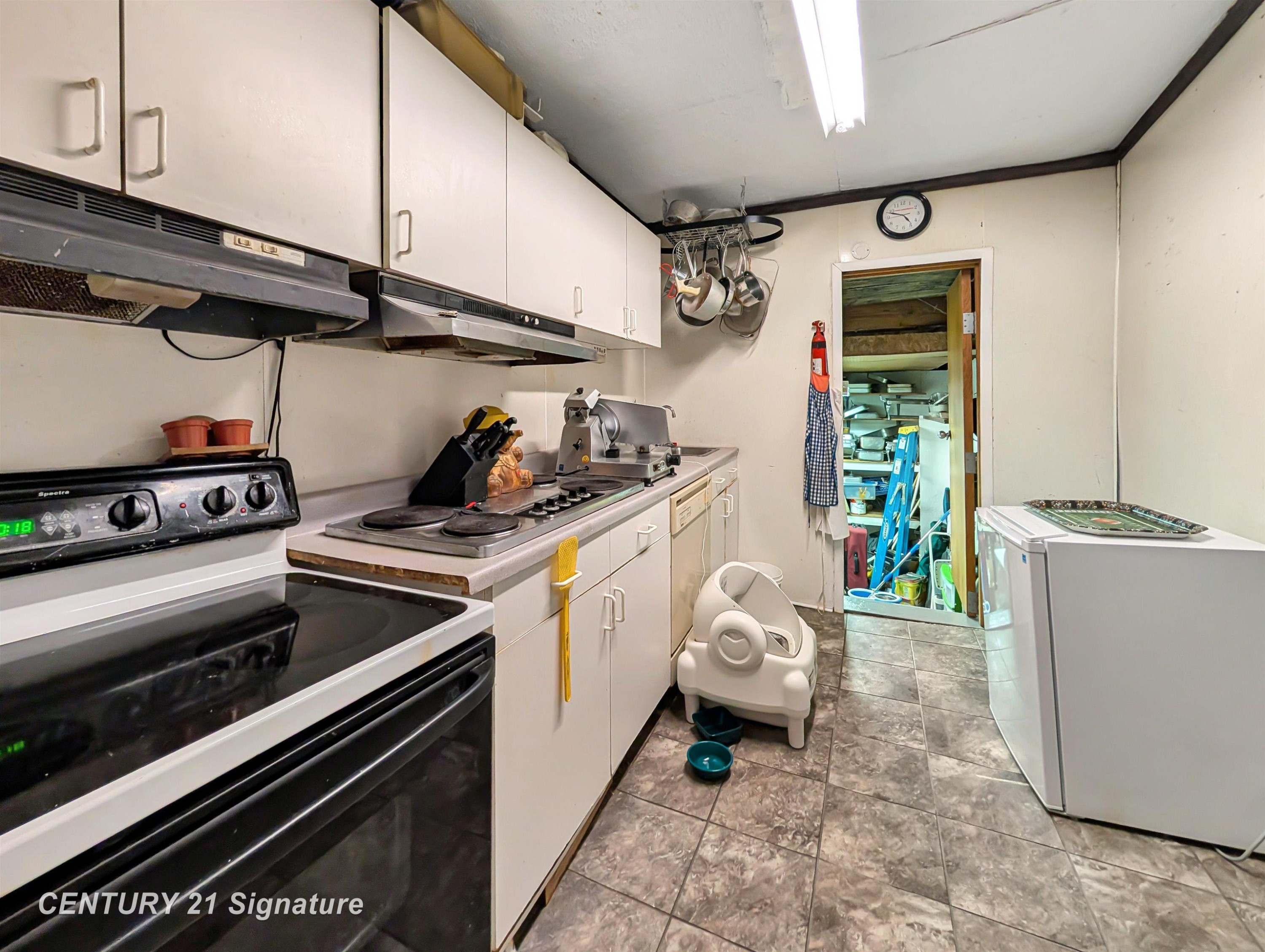 970 CASS AVENUE ROAD Road, Bay City, MI 48708 — Photo 6