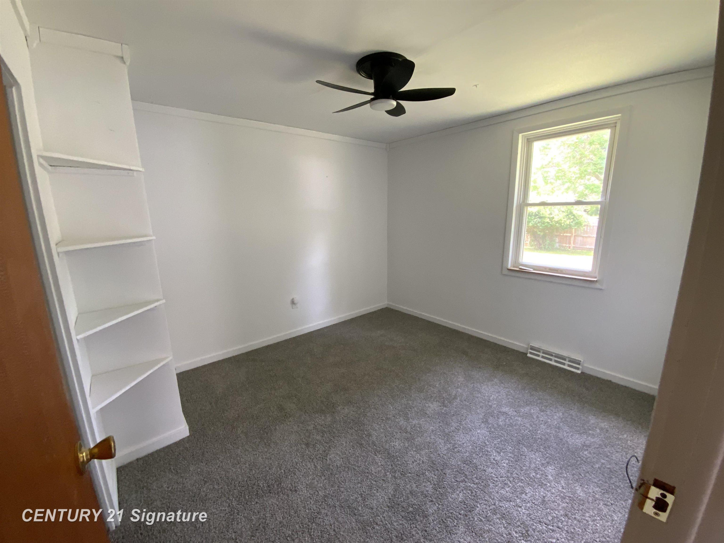 4136 Hackberry Road, Bridgeport, MI 48722 — Photo 14