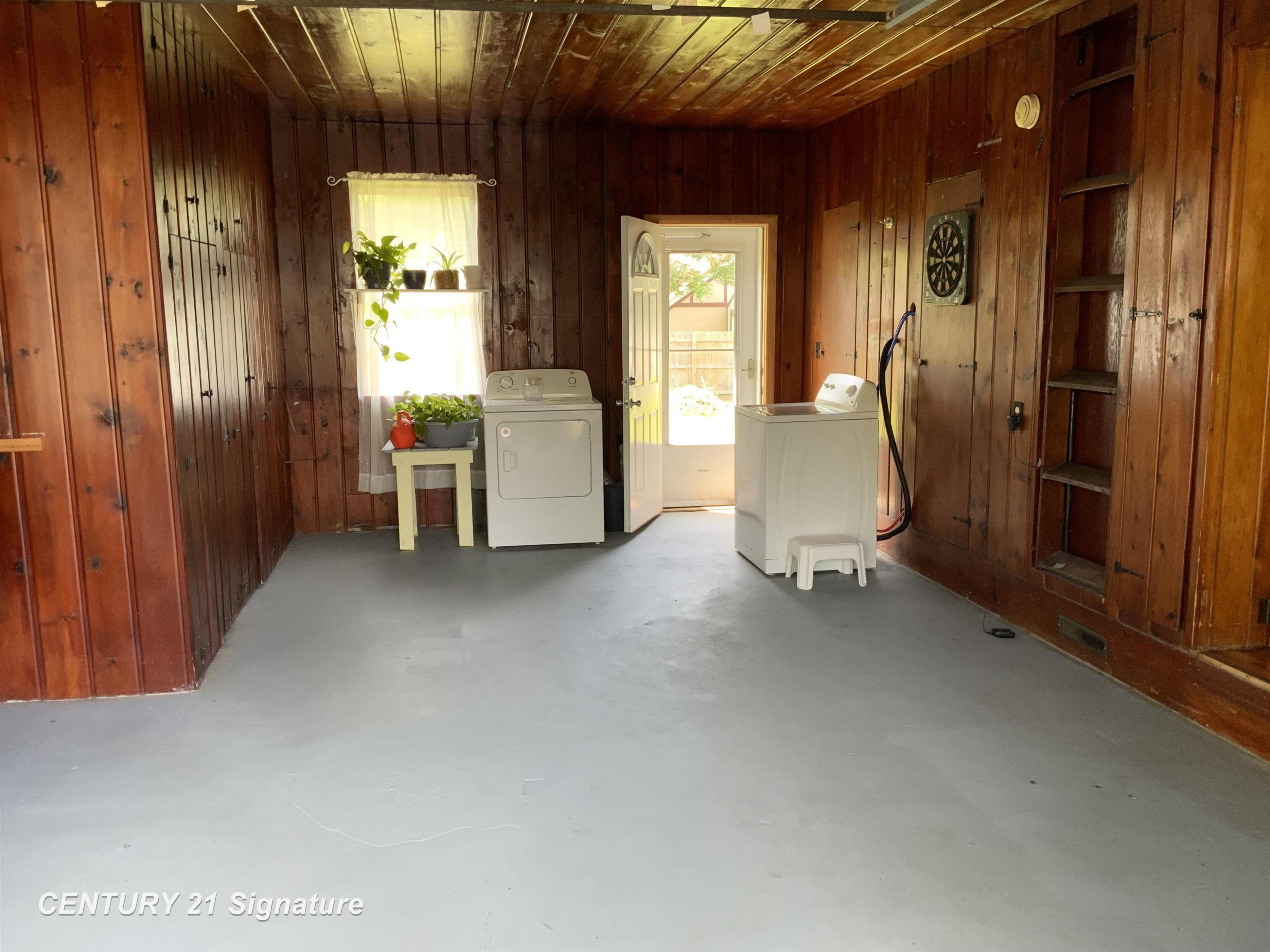 4136 Hackberry Road, Bridgeport, MI 48722 — Photo 16