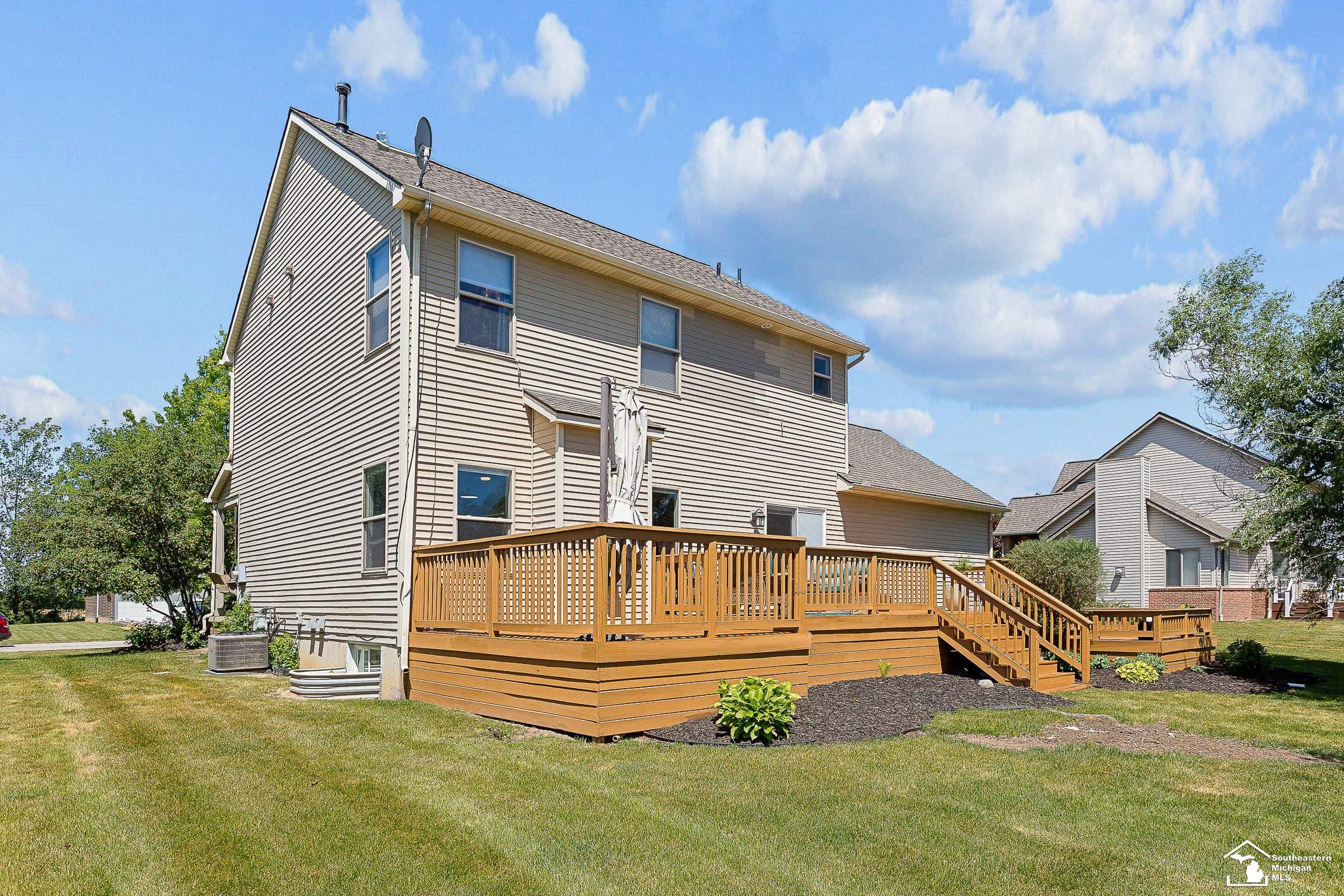 8193 Jack Pine Drive, Ypsilanti, MI 48197 — Photo 8