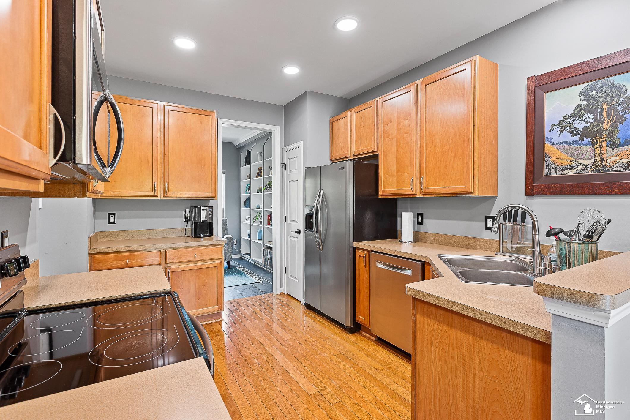 8193 Jack Pine Drive, Ypsilanti, MI 48197 — Photo 22