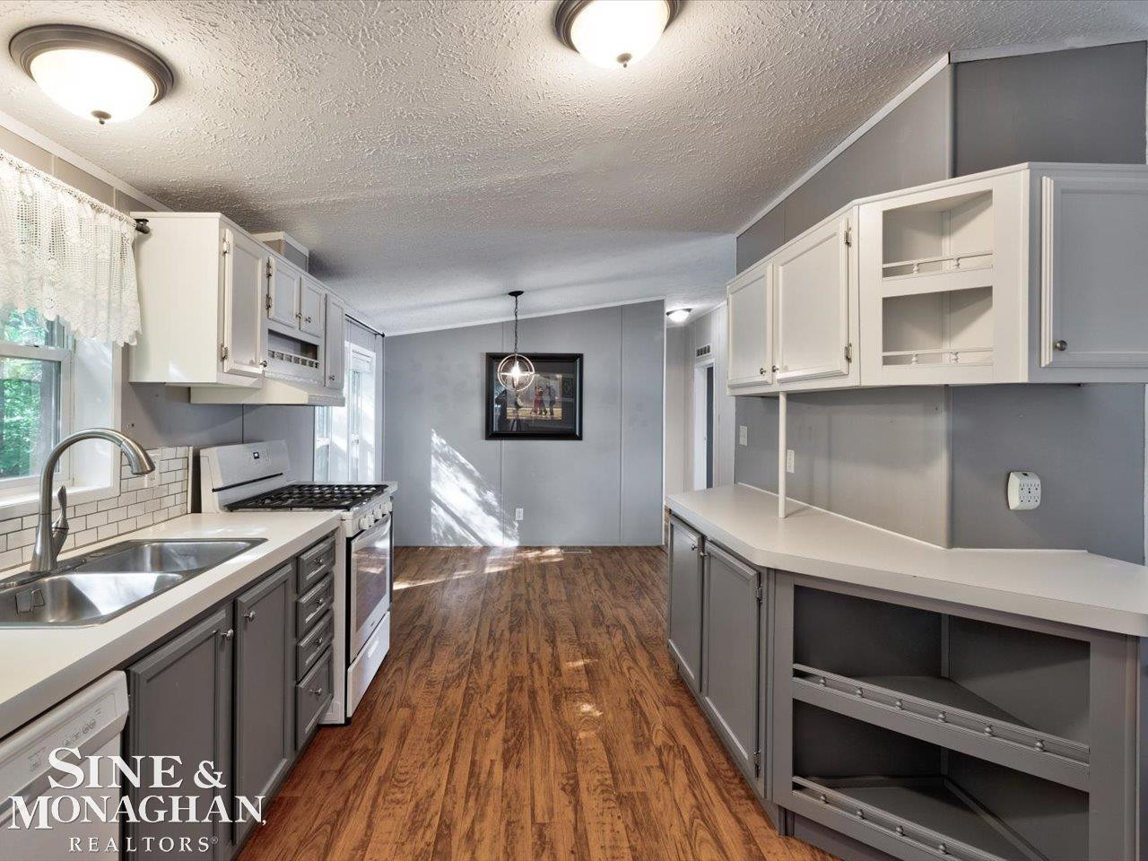 127 Hidden Springs Street Street, MI 48059 — Photo 7