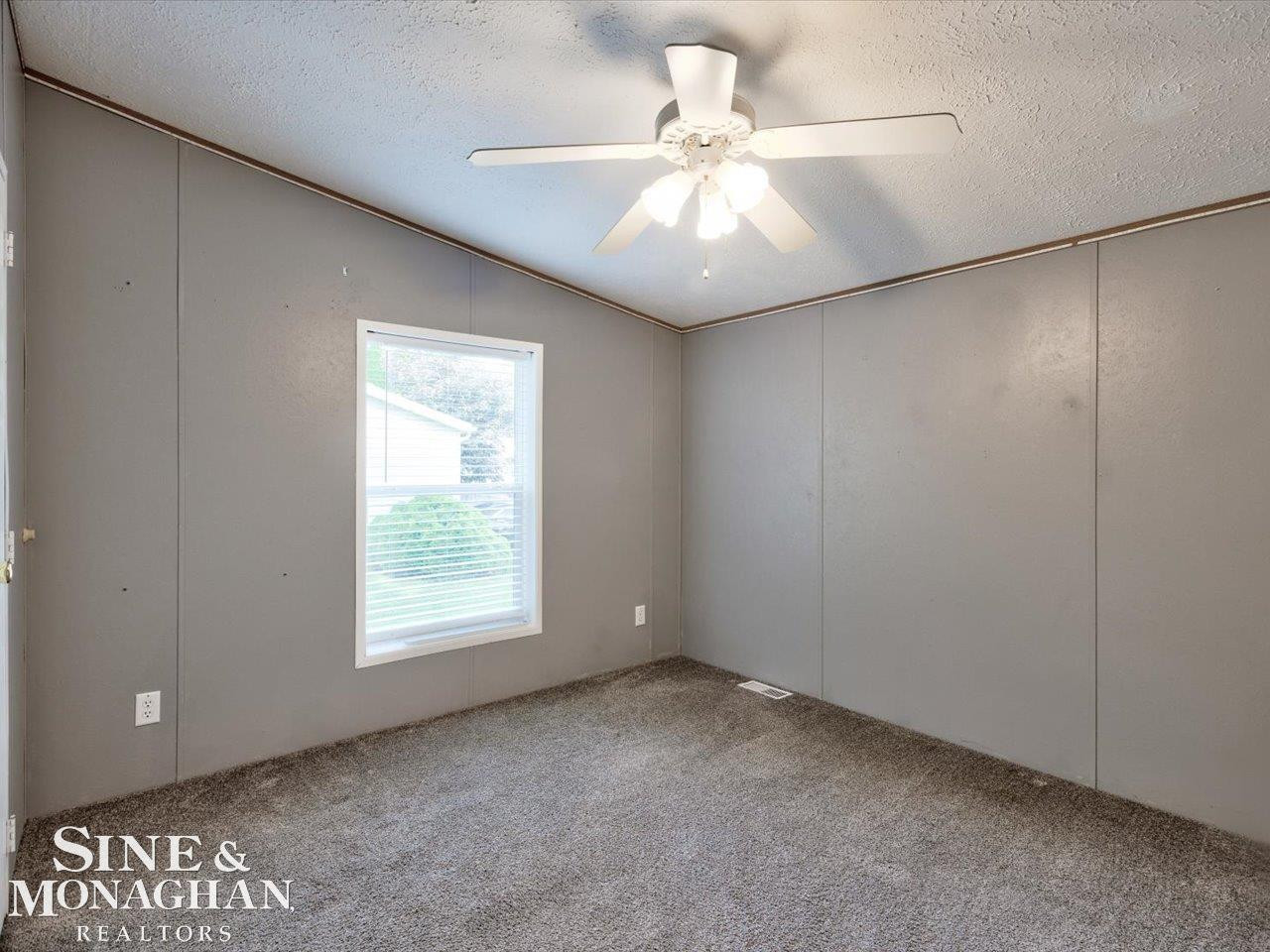 127 Hidden Springs Street Street, MI 48059 — Photo 11