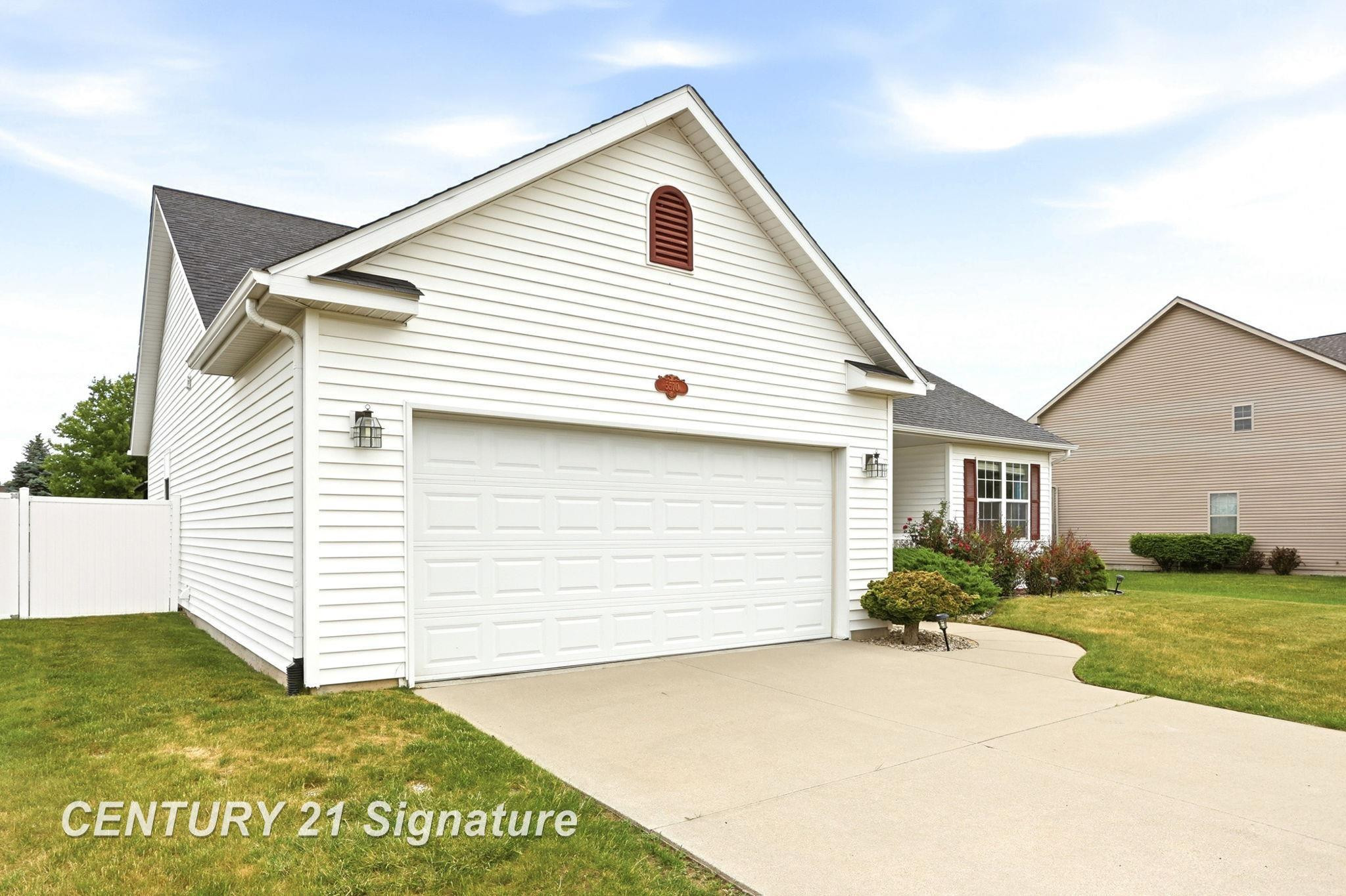 5570 Blackberry Road, Saginaw, MI 48603 — Photo 4