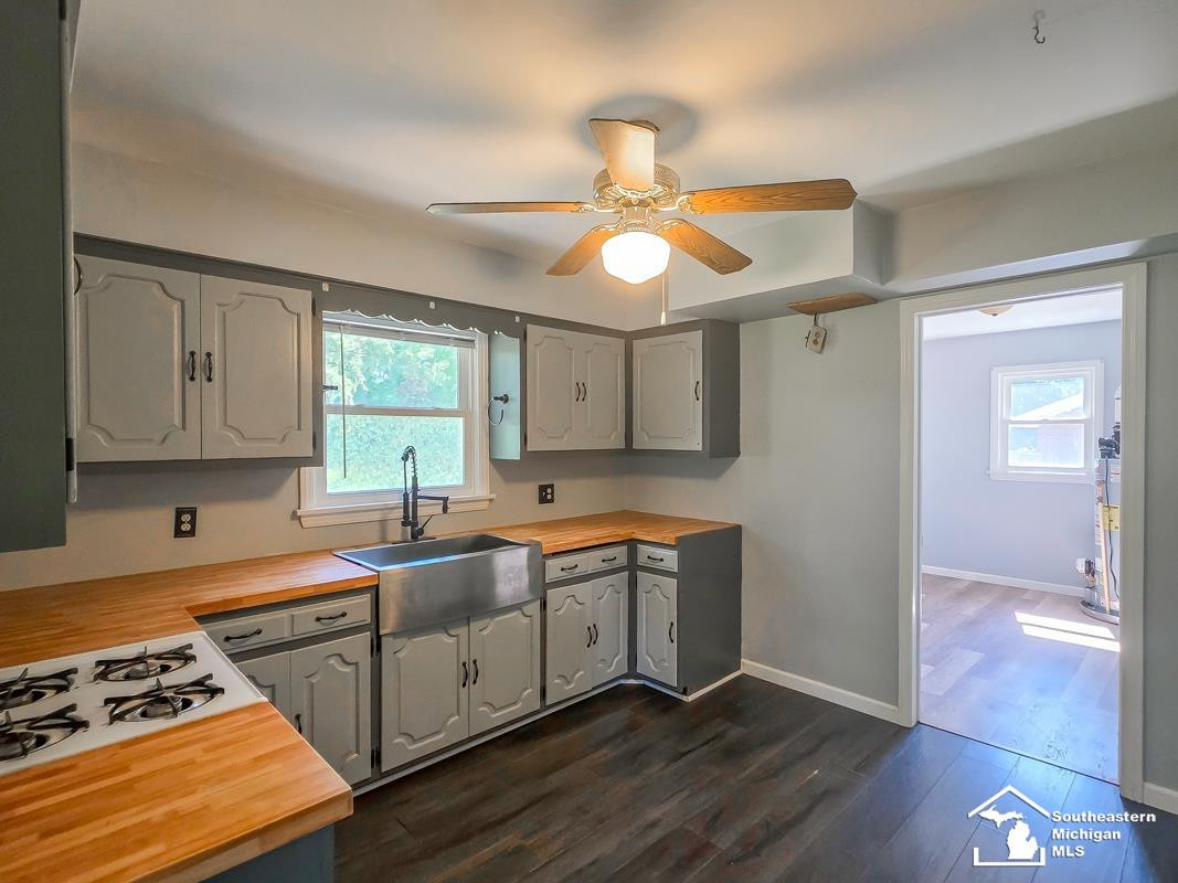 6772 Wells Road, Petersburg, MI 49270 — Photo 8