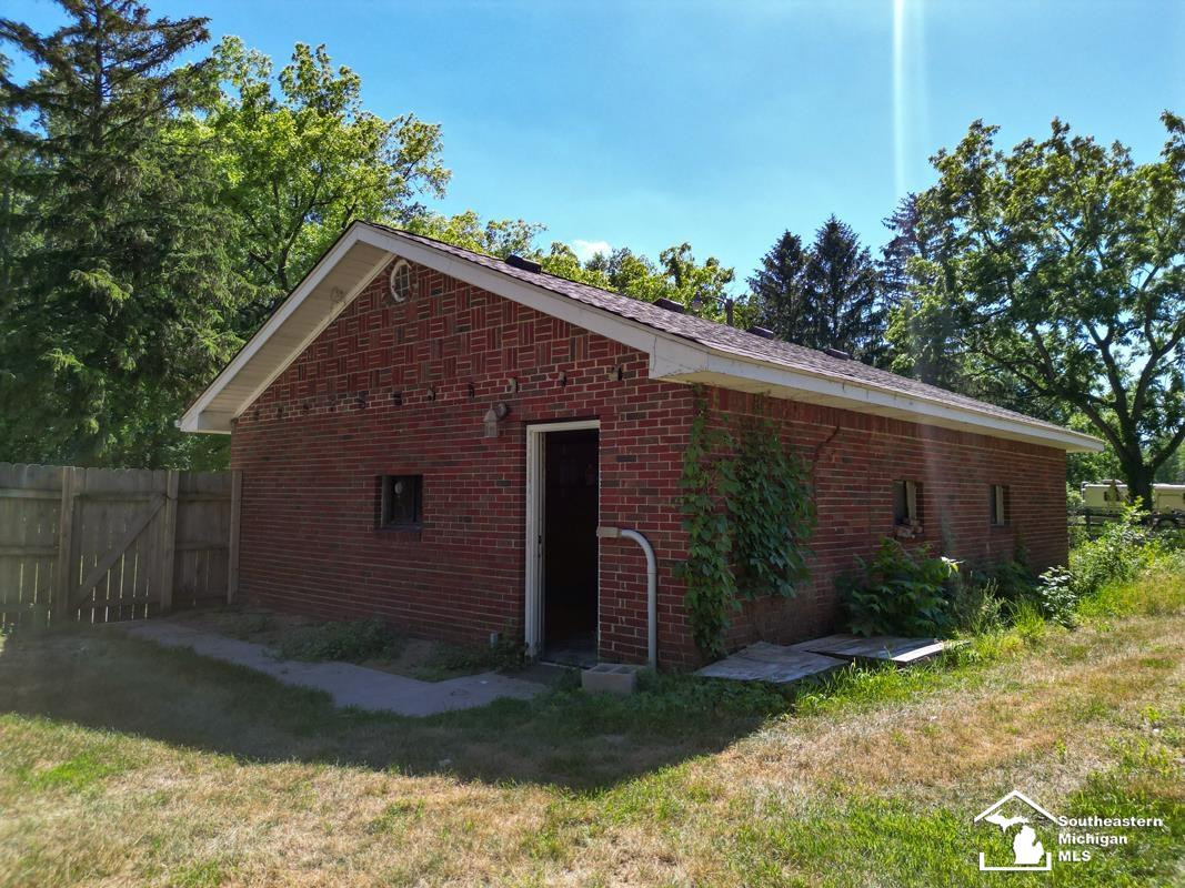 6772 Wells Road, Petersburg, MI 49270 — Photo 16