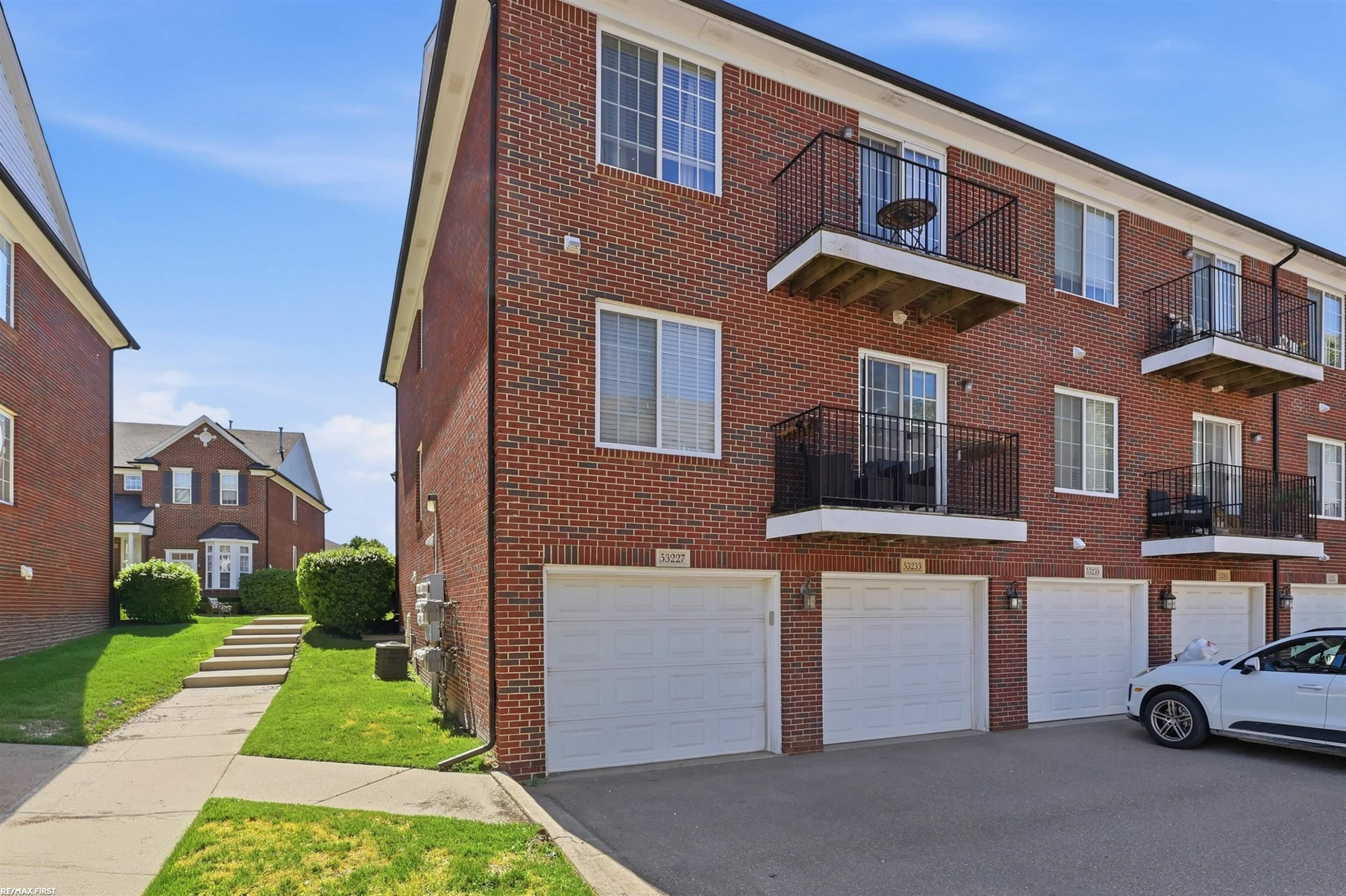 53227 E Providence Drive, Utica, MI 48316 — Photo 28
