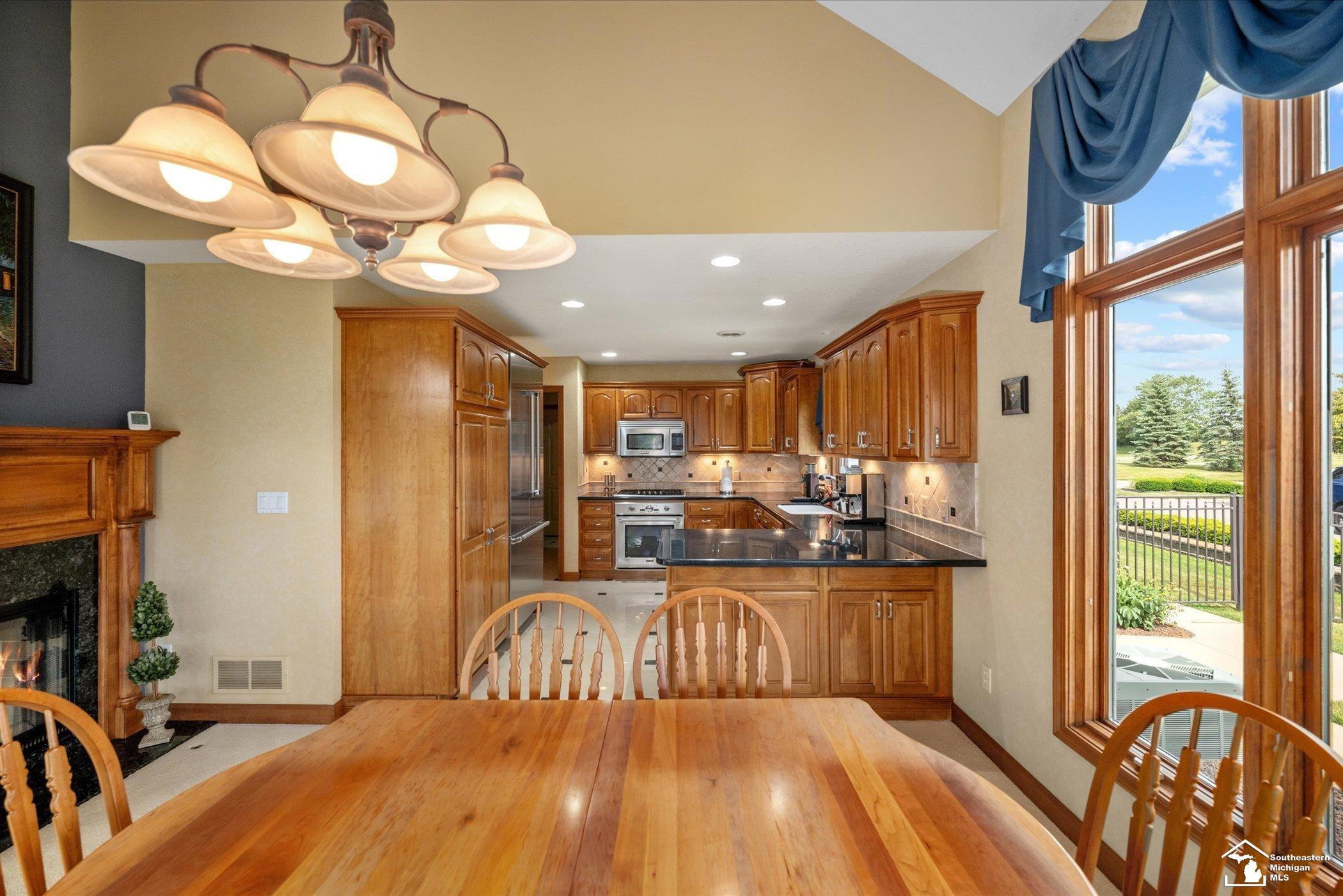 862 SAINT JAMES PARK Avenue, Monroe, MI 48161 — Photo 22