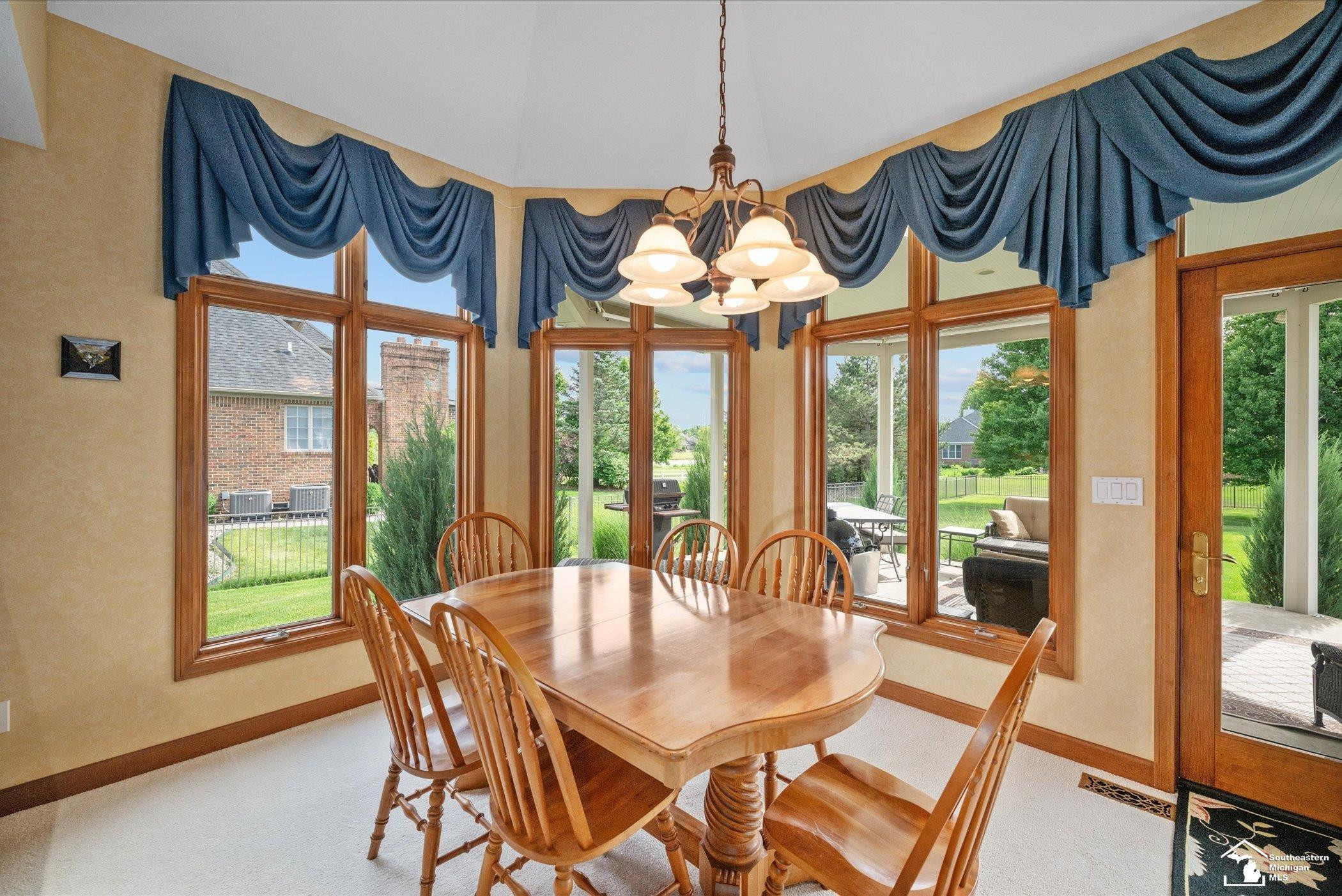 862 SAINT JAMES PARK Avenue, Monroe, MI 48161 — Photo 27