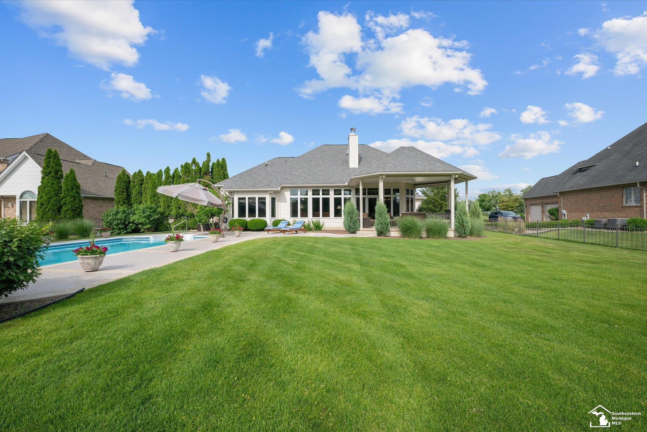 862 SAINT JAMES PARK Avenue, Monroe, MI 48161 — Photo 47