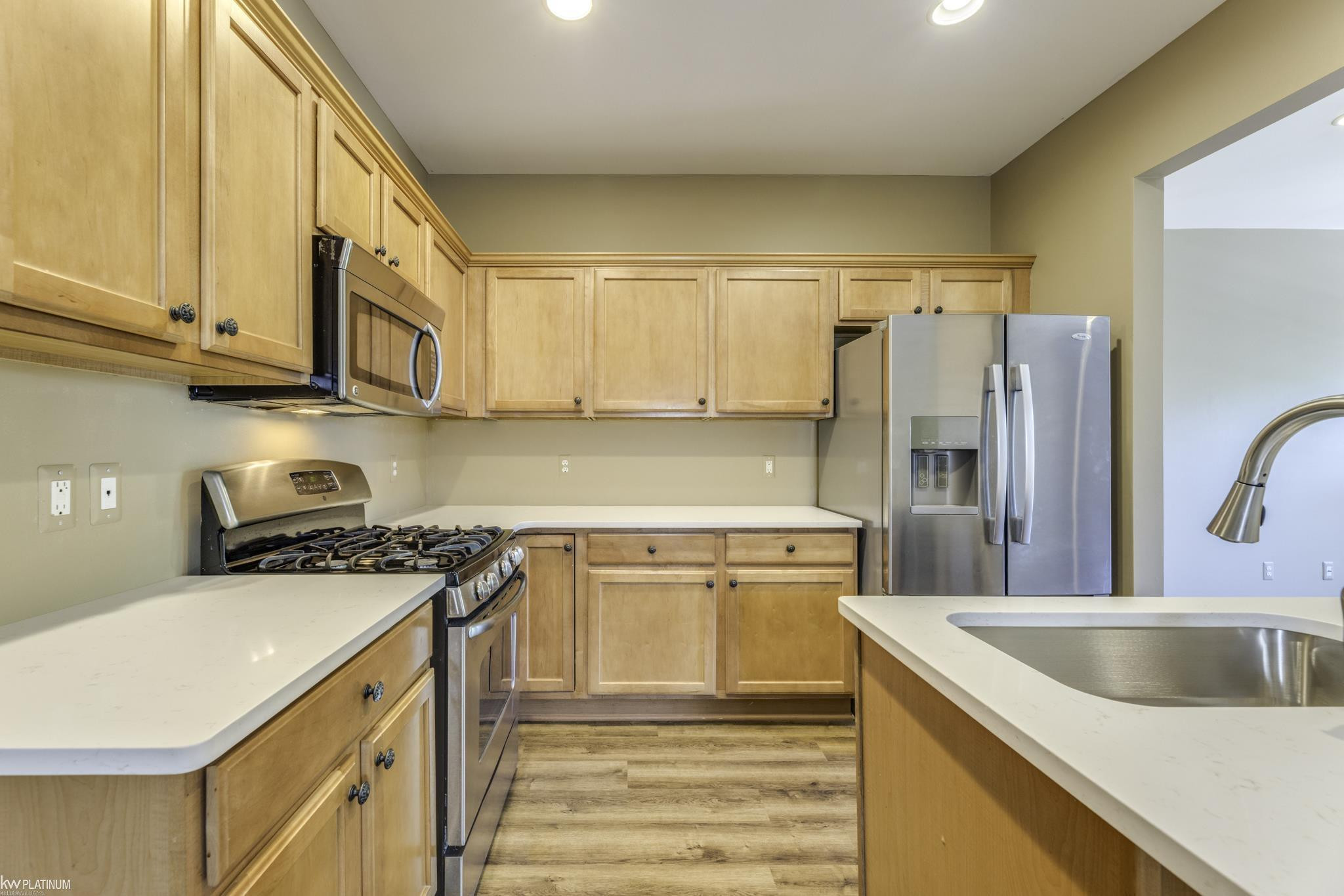 56659 Long Island Drive, 133, Shelby Twp, MI 48316 — Photo 12