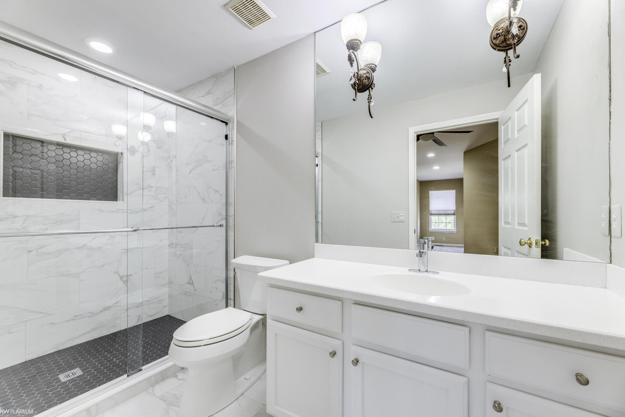 56659 Long Island Drive, 133, Shelby Twp, MI 48316 — Photo 28