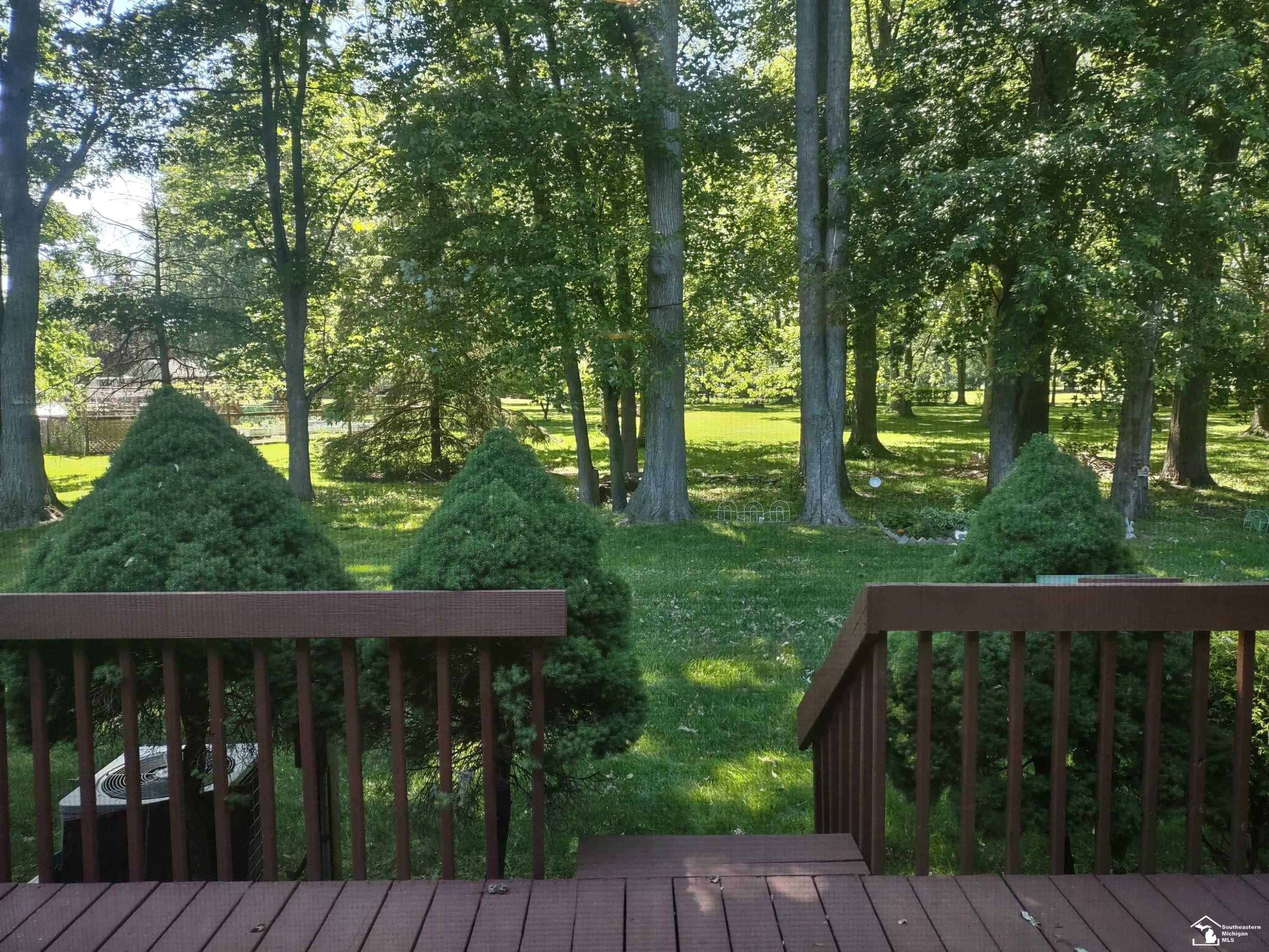 19040 OTTO Court, New Boston, MI 48164 — Photo 7