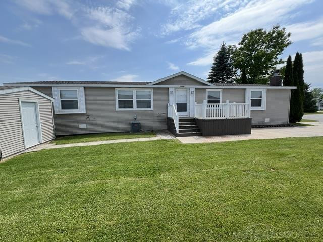174 Meadow Lane, Port Huron, MI 48060 — Photo 2