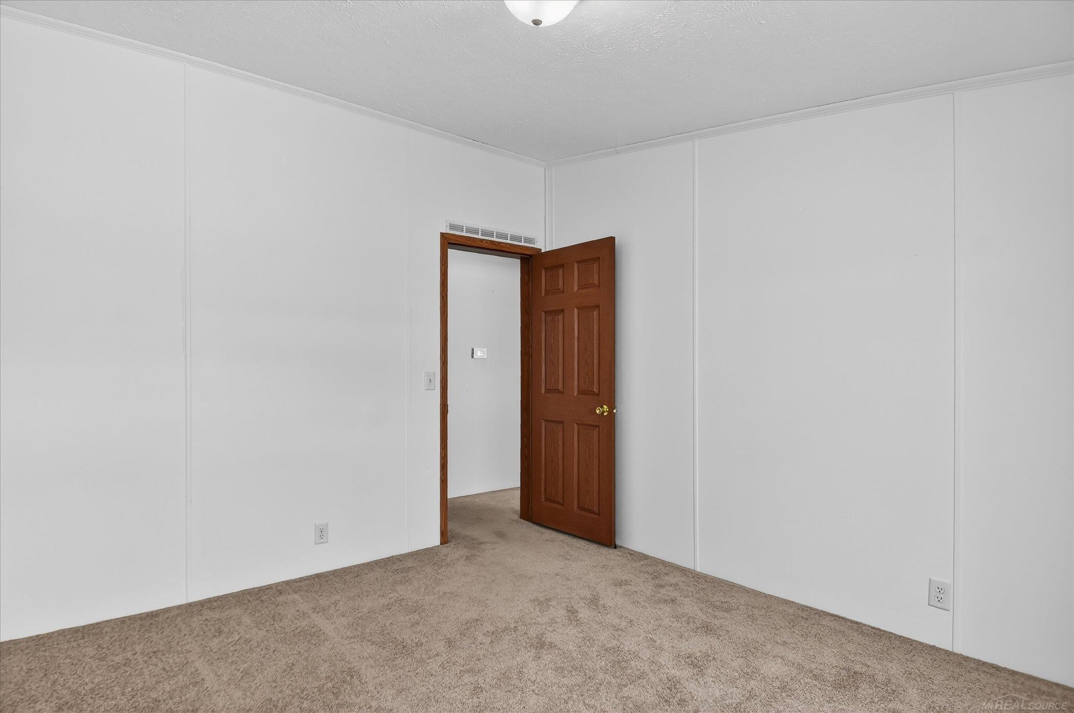 174 Meadow Lane, Port Huron, MI 48060 — Photo 26