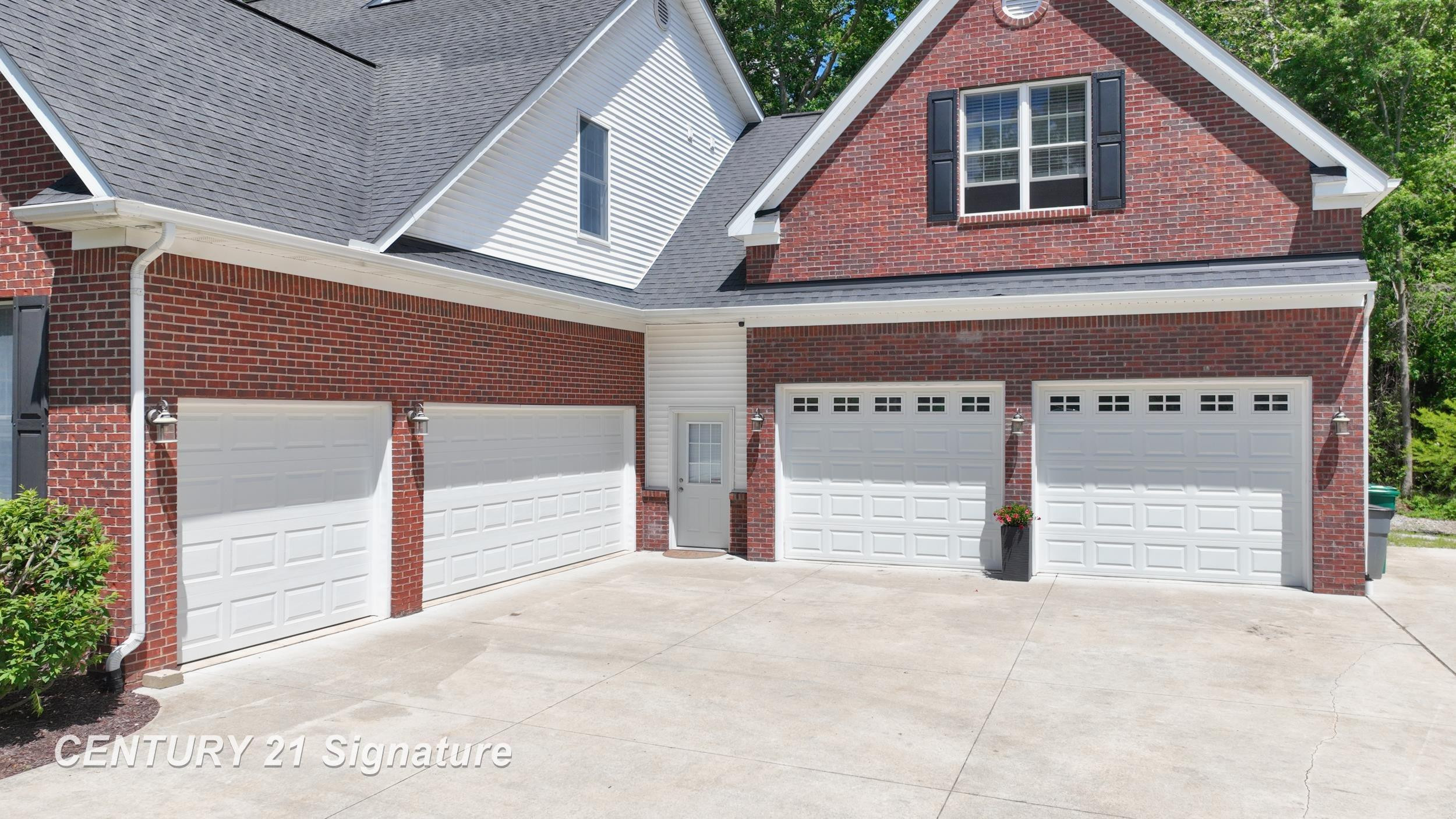 5301 Chin Maya Drive, Swartz Creek, MI 48473 — Photo 8