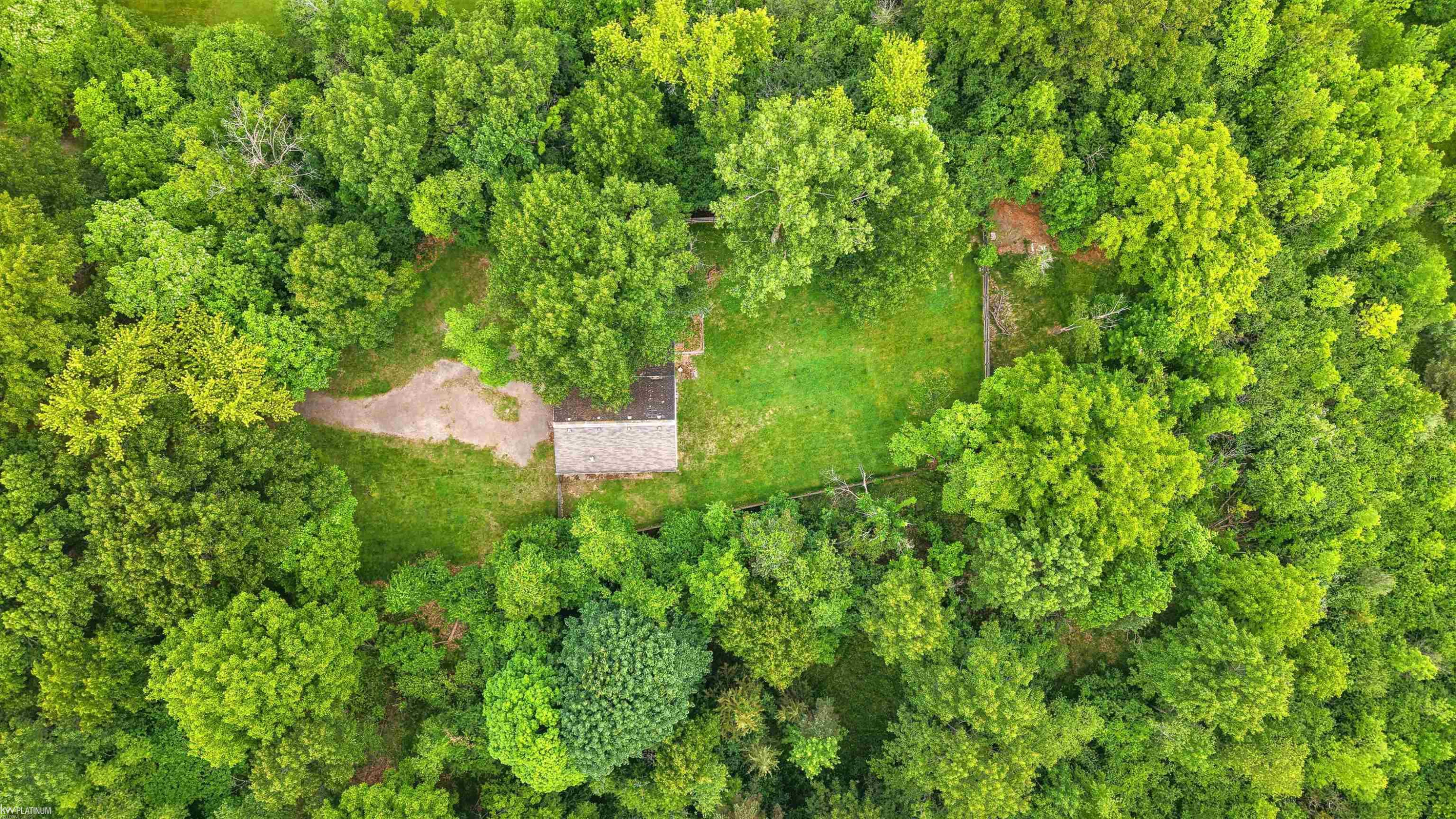 3701 Green Lake Road, West Bloomfield, MI 48324 — Photo 4