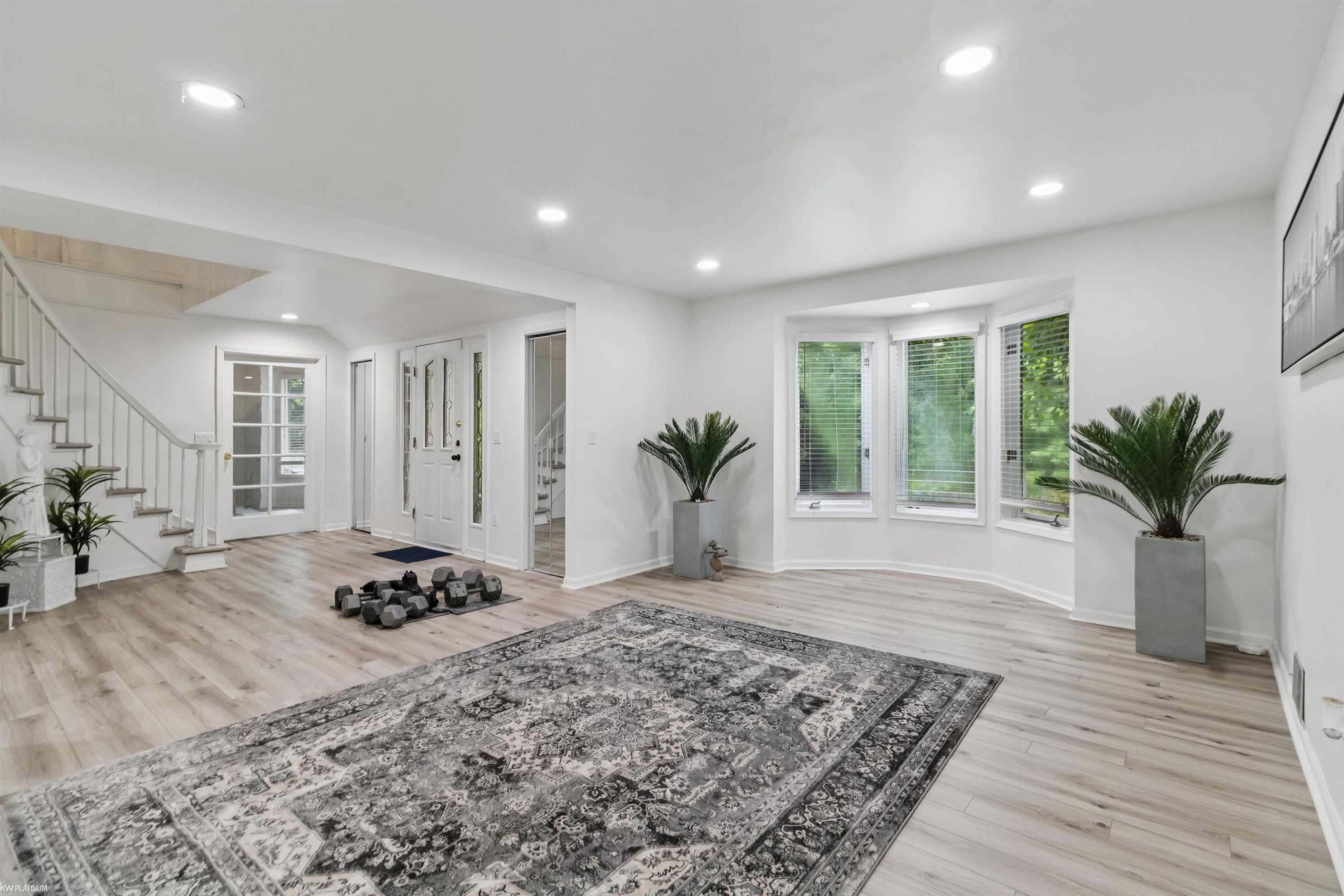 3701 Green Lake Road, West Bloomfield, MI 48324 — Photo 9