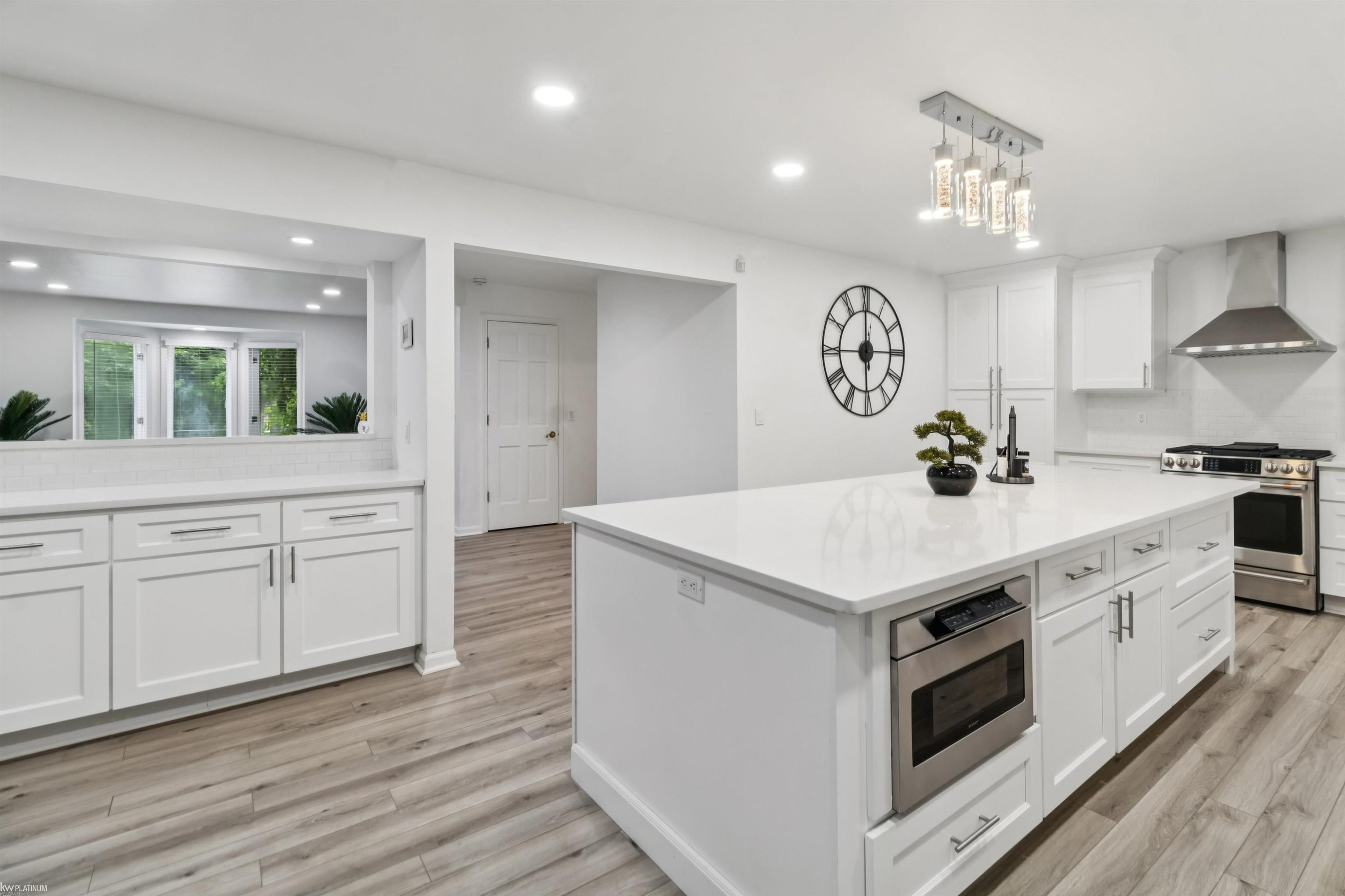 3701 Green Lake Road, West Bloomfield, MI 48324 — Photo 18