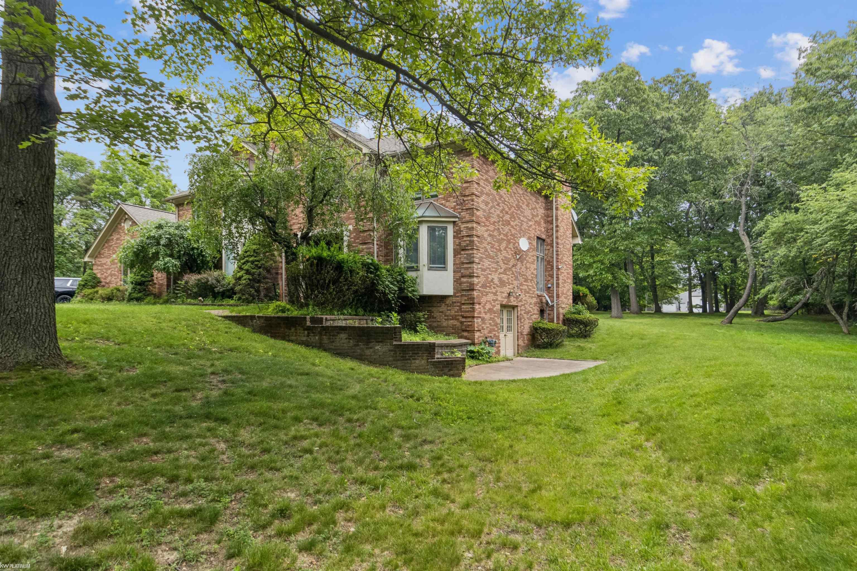 3701 Green Lake Road, West Bloomfield, MI 48324 — Photo 51