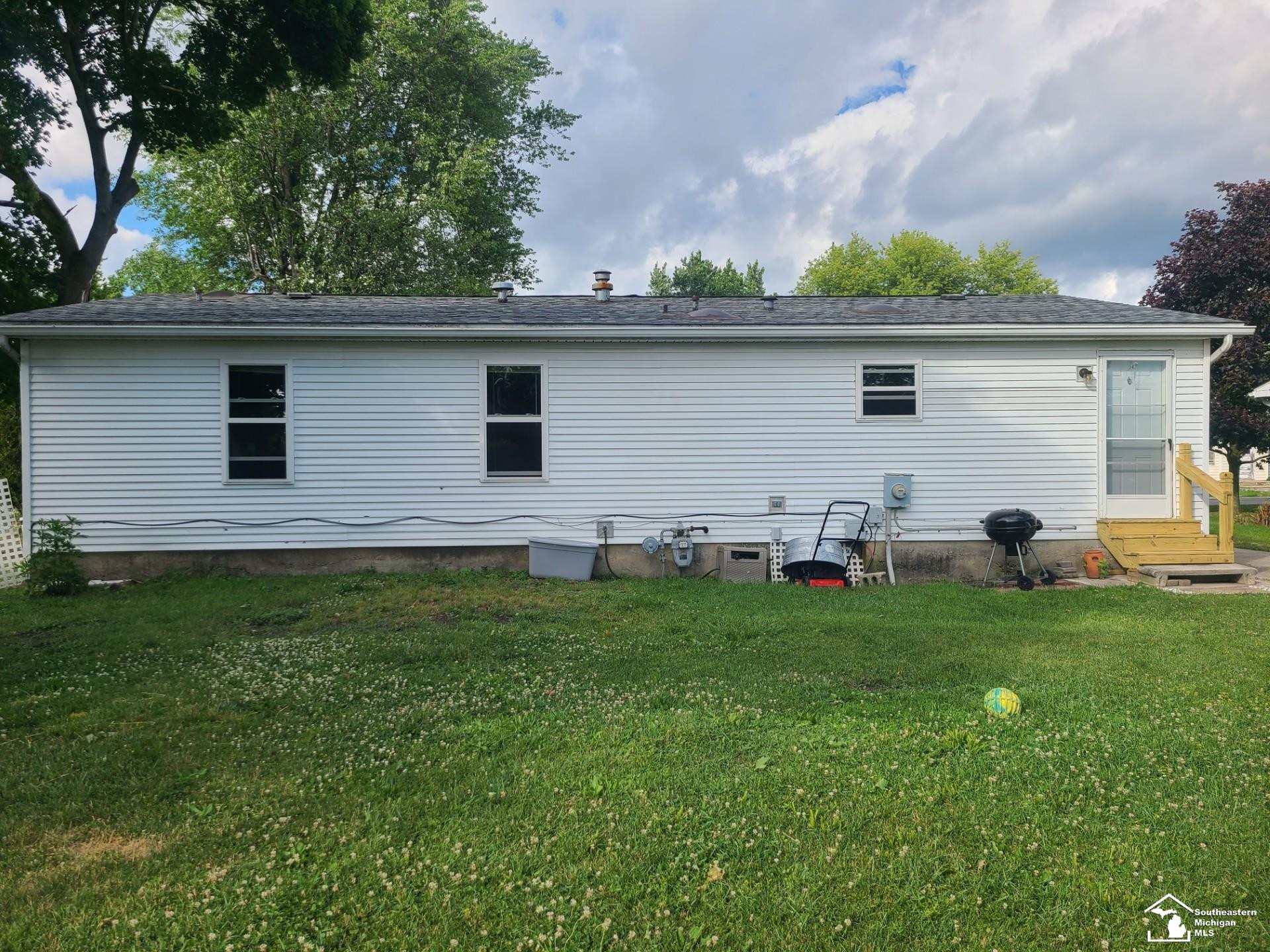 3202 Ferndale Street, Monroe, MI 48162 — Photo 5