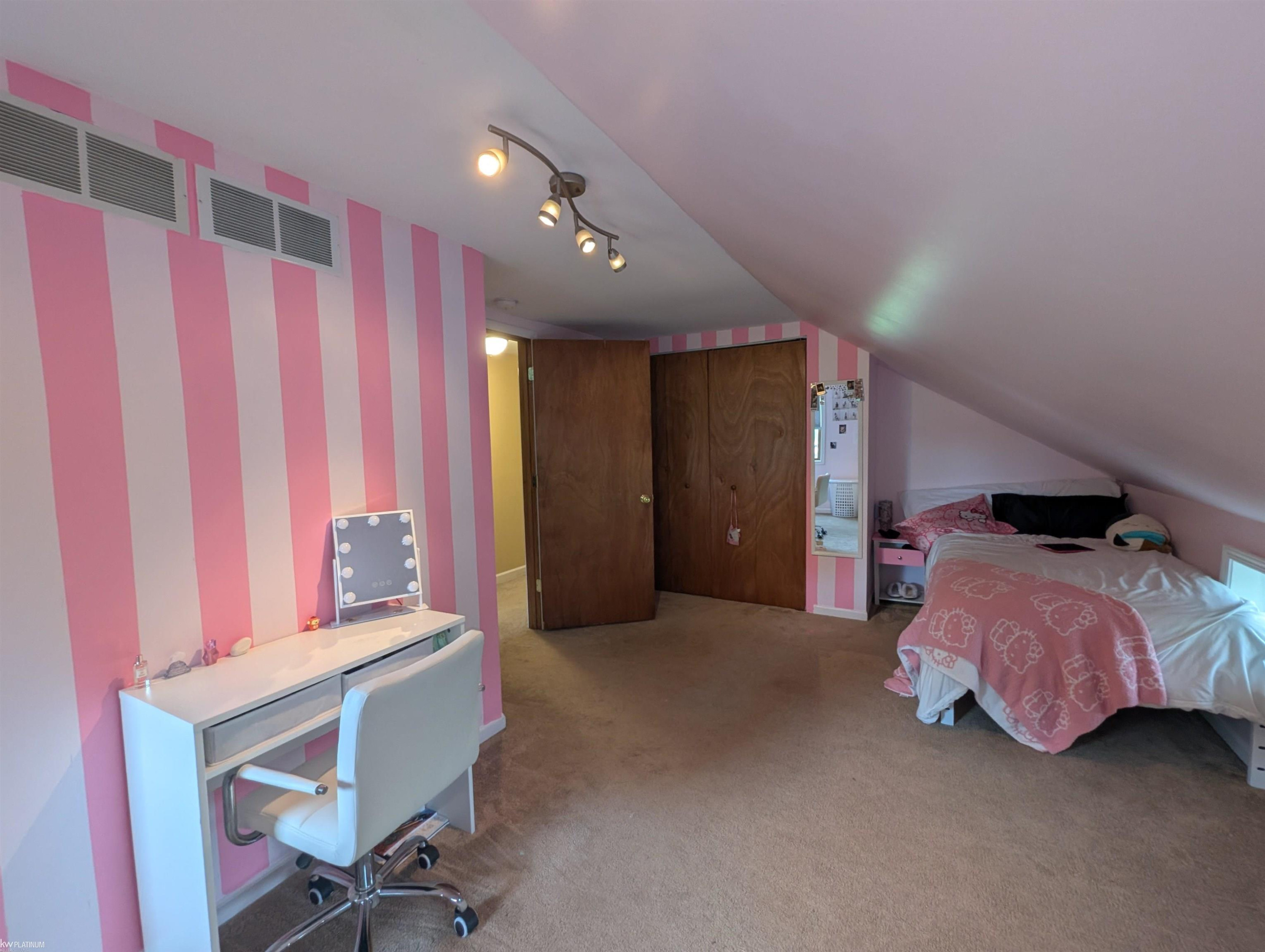 33700 Pratt Road, MI 48062 — Photo 32