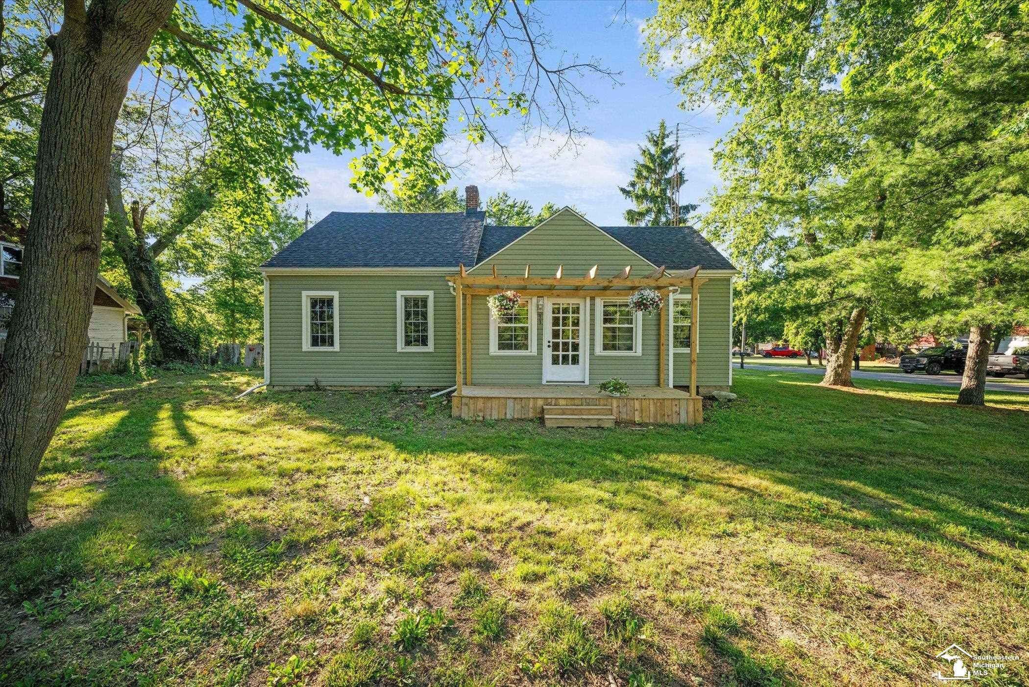 93 N Division Street, Petersburg, MI 49270 — Photo 2
