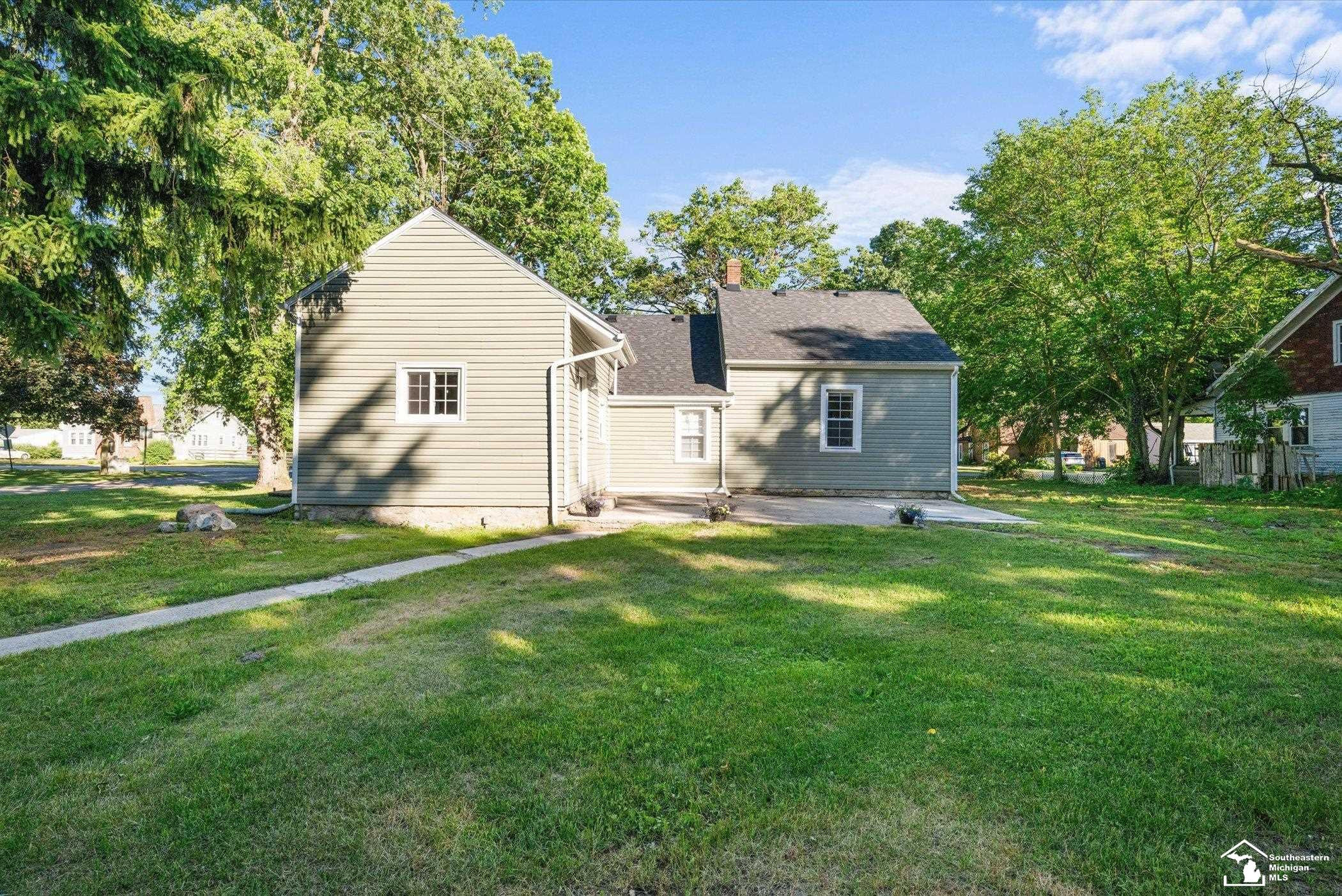 93 N Division Street, Petersburg, MI 49270 — Photo 43