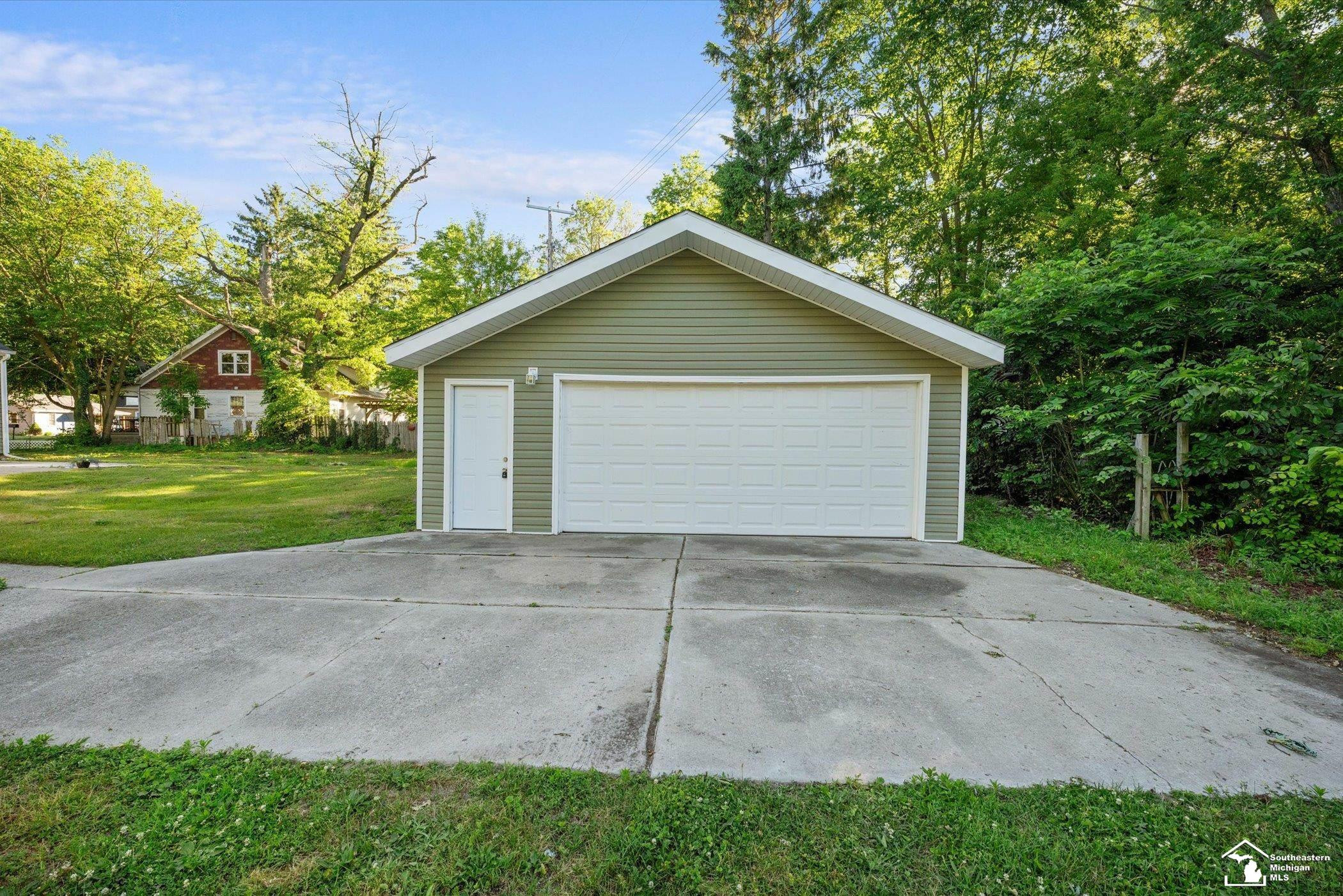 93 N Division Street, Petersburg, MI 49270 — Photo 44