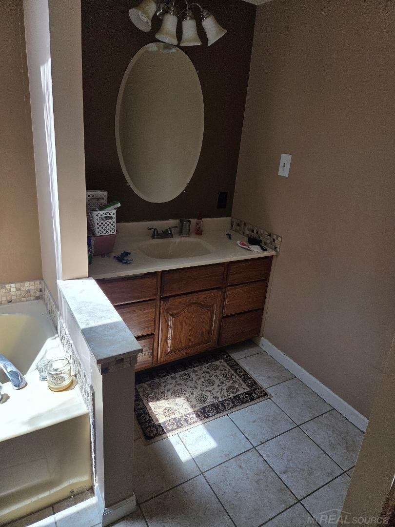 2960 Oakview Street, Dryden, MI 48428 — Photo 16