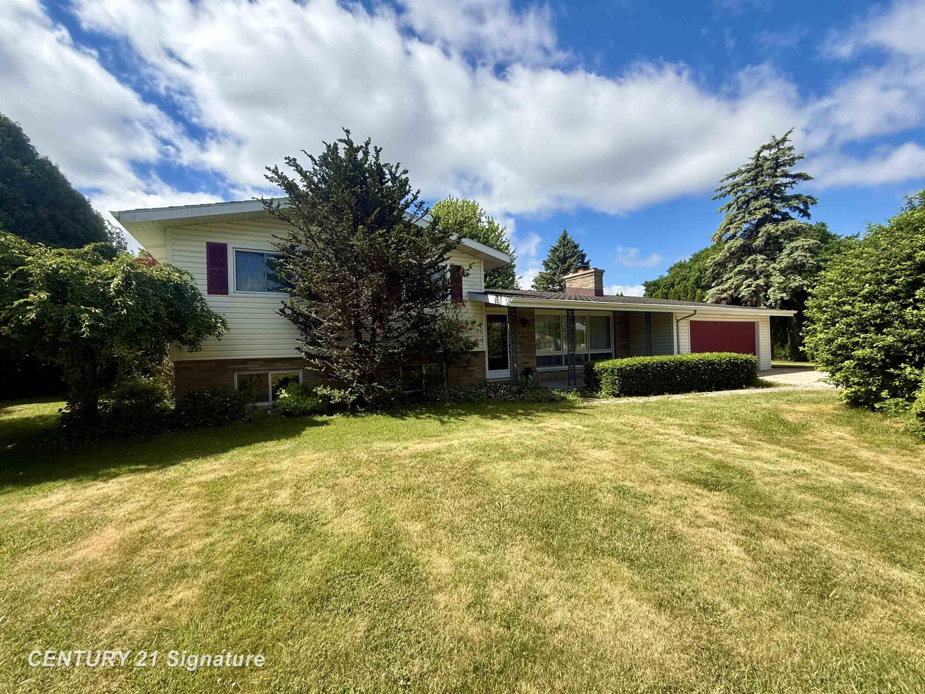 6641 Pierce Road, Saginaw, MI 48623