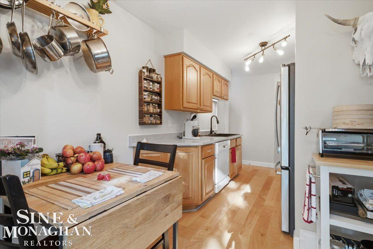935 Brown Street, MI 48079 — Photo 12