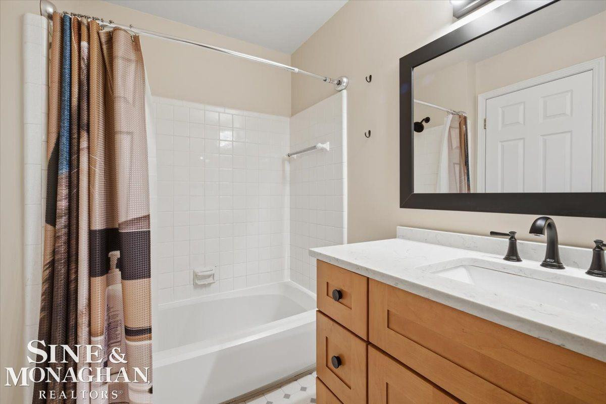 935 Brown Street, MI 48079 — Photo 19
