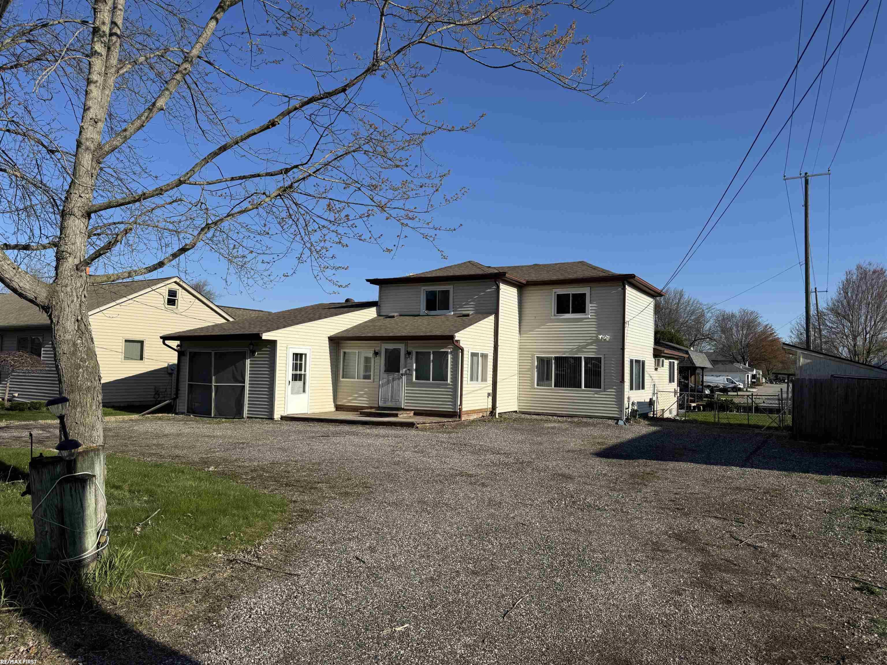 710 Ruskin Avenue, Algonac, MI 48001 — Photo 2