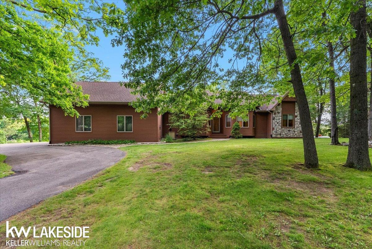 1455 Oak Ridge Road, Oxford, MI 48371 — Photo 3