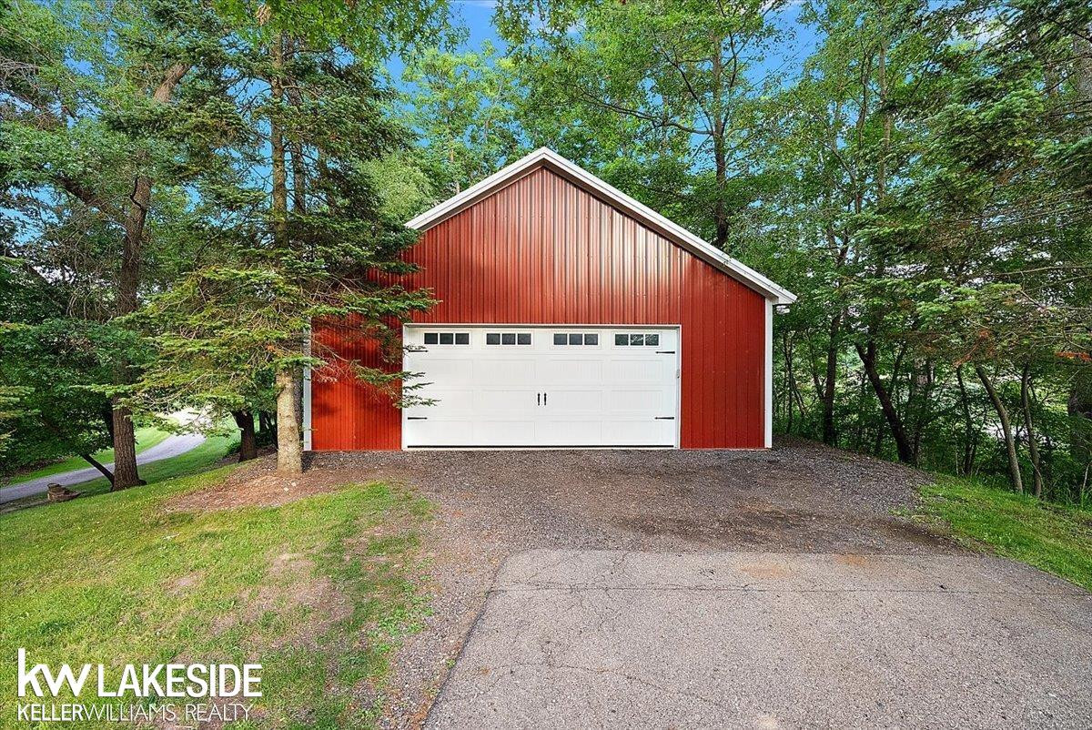 1455 Oak Ridge Road, Oxford, MI 48371 — Photo 18