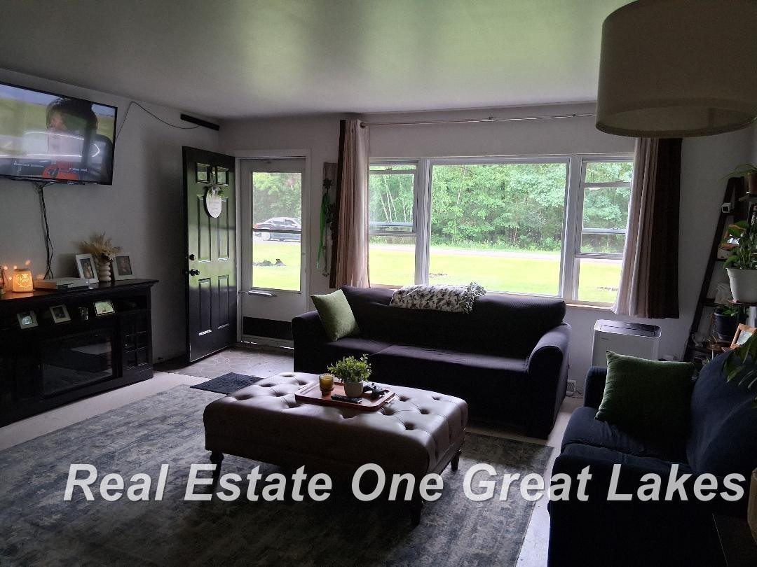 11315 Wahl, Saint Charles, MI 48655 — Photo 3