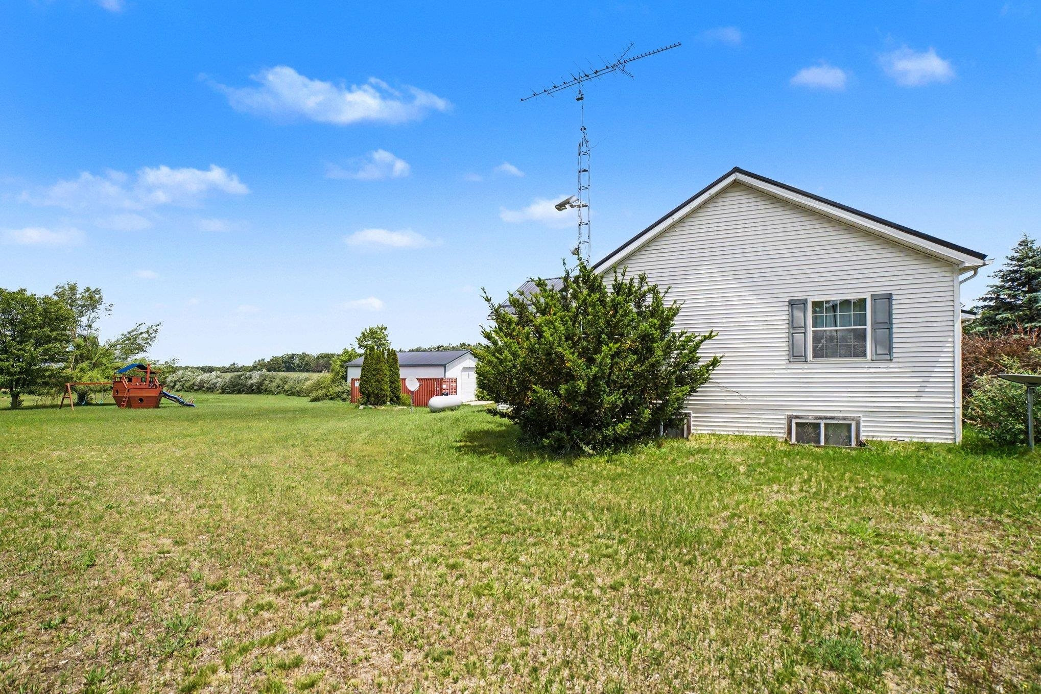 1190 Arthur Road, Remus, MI 49340 — Photo 30